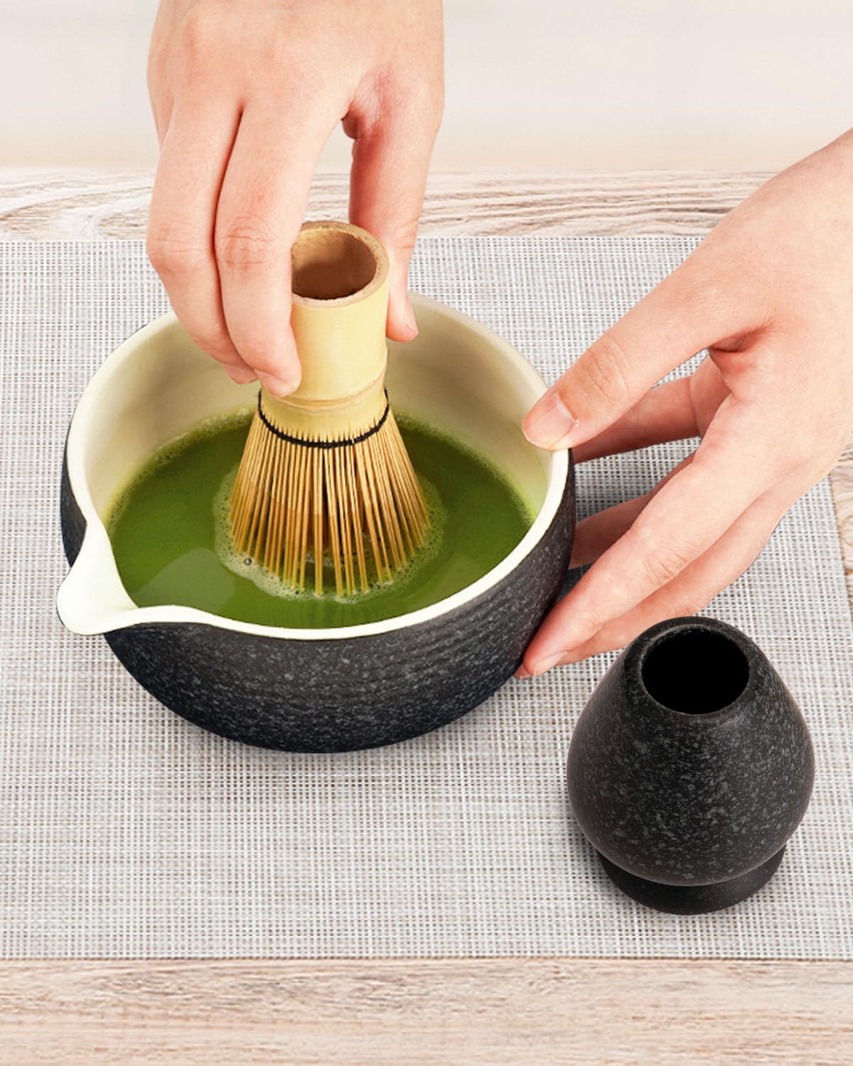 Bol Bec Verseur Blanc Set Bol Matcha LOVIVER - 2 Pièces Céramique Avec Bec Verseur Et Porte-Fouet - Style Japonais Matcha Fouet Bol Bec Verseur Blanc Set Bol Matcha LOVIVER - 2 Pièces Céramique Avec Bec Verseur Et Porte-Fouet - Style Japonais Matcha Fouet