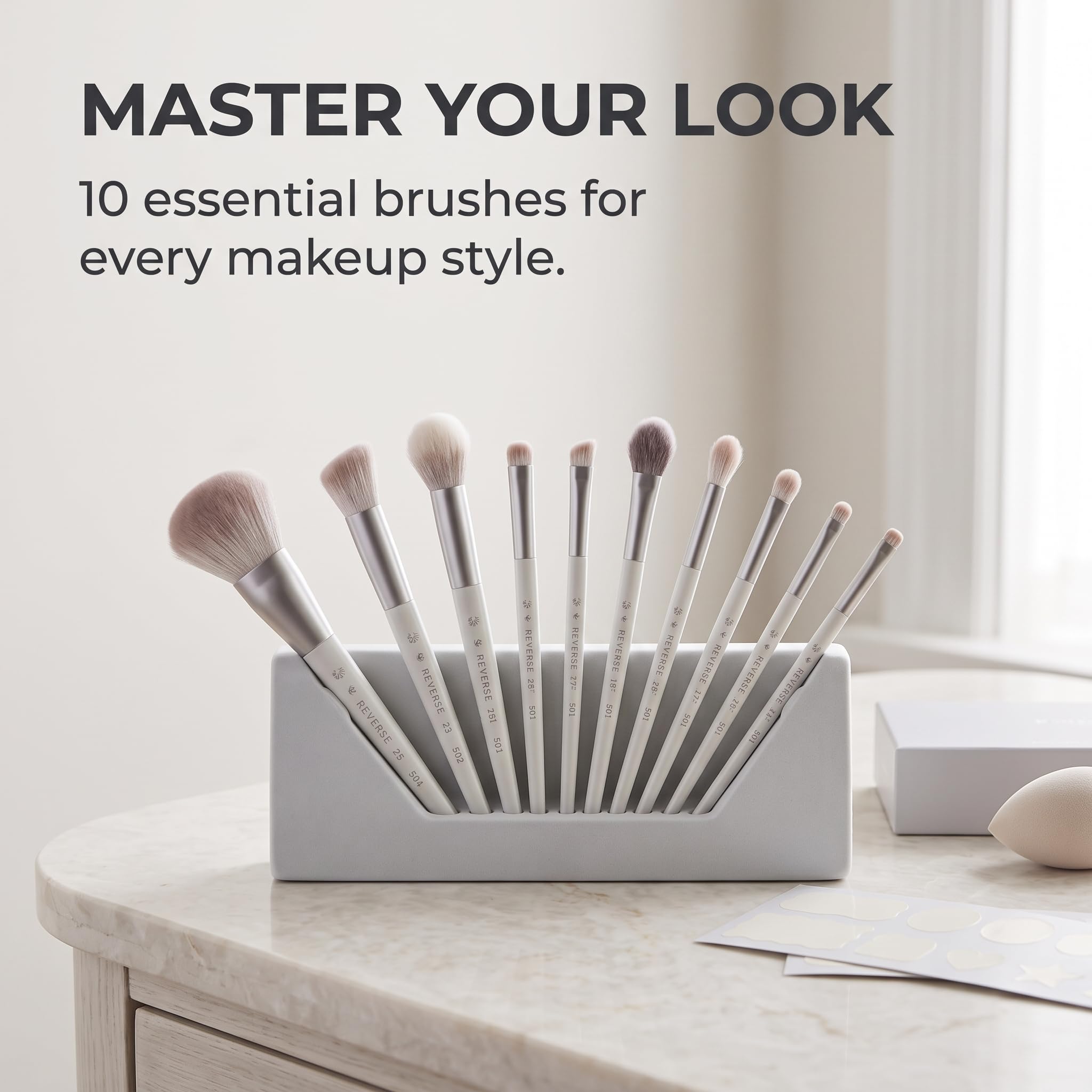 Set di Pennelli Cosmetici Professionali 10 Pezzi con Manico Lungo in Legno e Setole Morbide, per sfumare - per