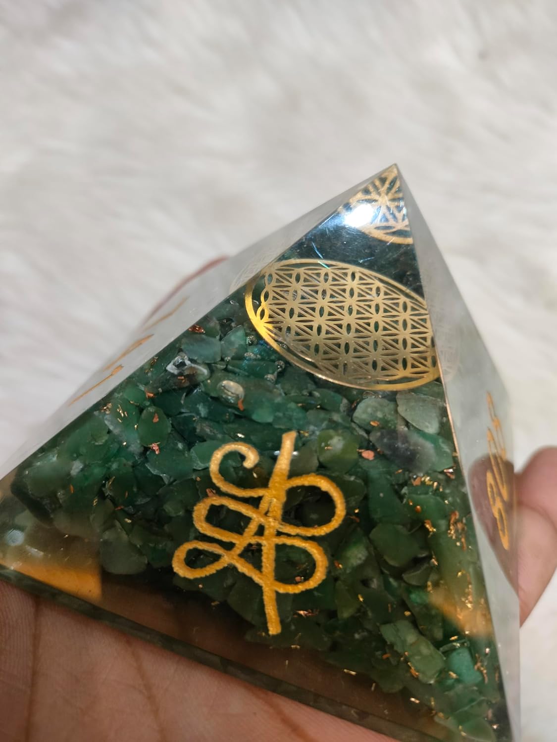 Green Aventurine Zibu Pyramid – Money, Success & Angelic Blessings 1 pcs Pack