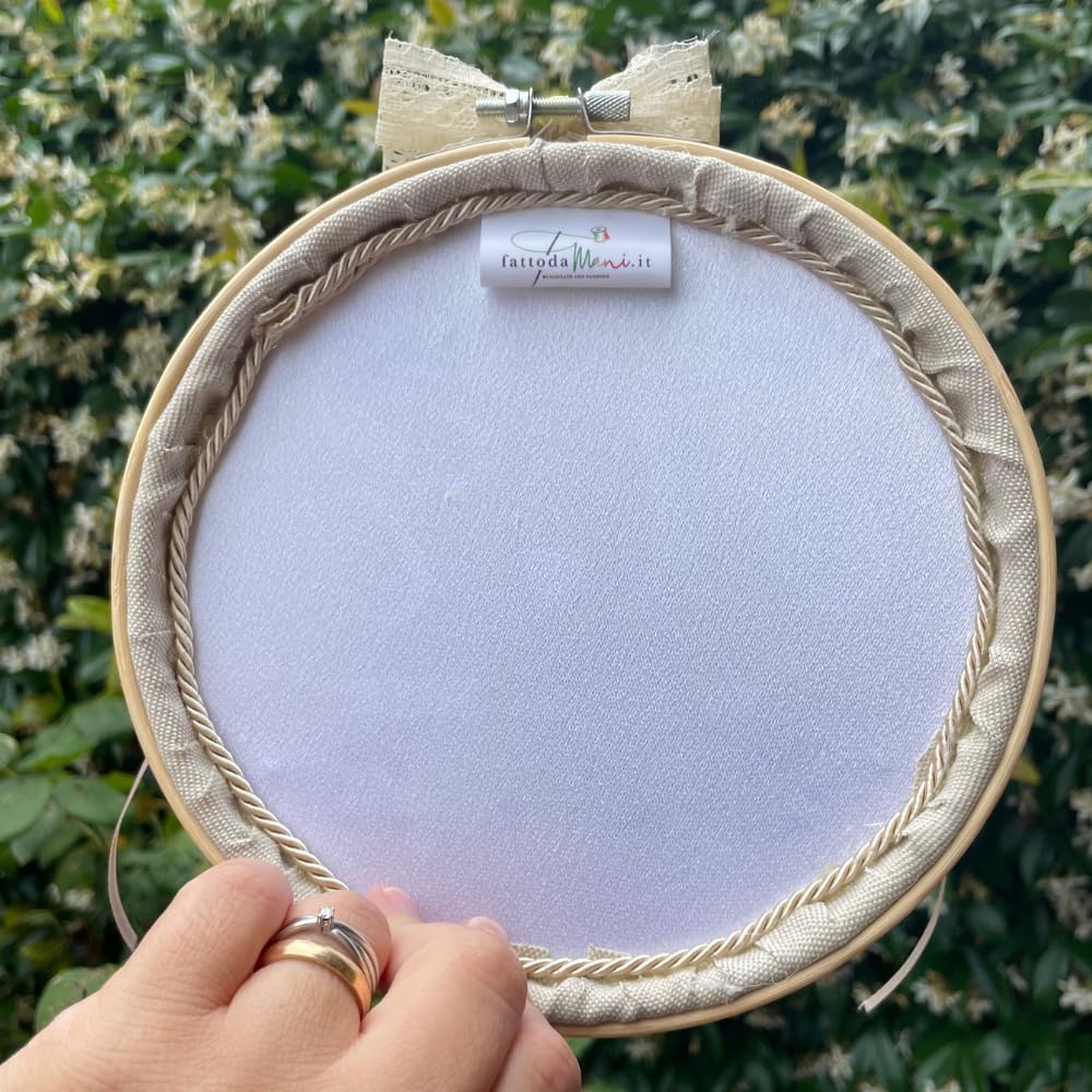 Generico - Porta Fedi in Telaio con ricamo personalizzato - Porta Fedi Nuziali - 18 cm (Ulivo)