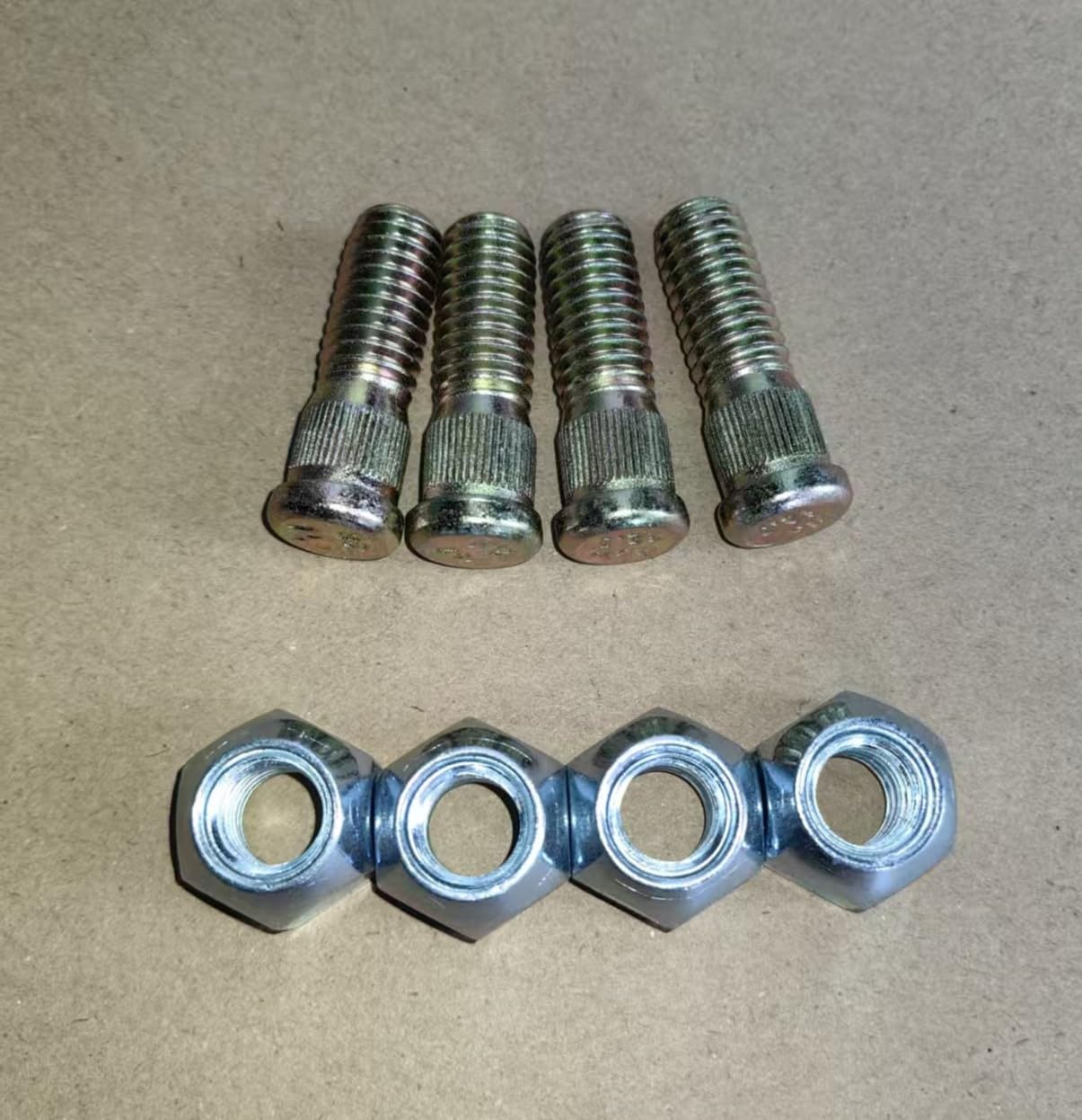 4pcs 7/16"-14 Wheel Stud 710-0852 & Lug Nuts Replacement for CUB Cadet MTD Sears Troy-Bilt Yard-Machines Craftsman Mustang XP Bronco Colt Zero Turn Lawn Mower