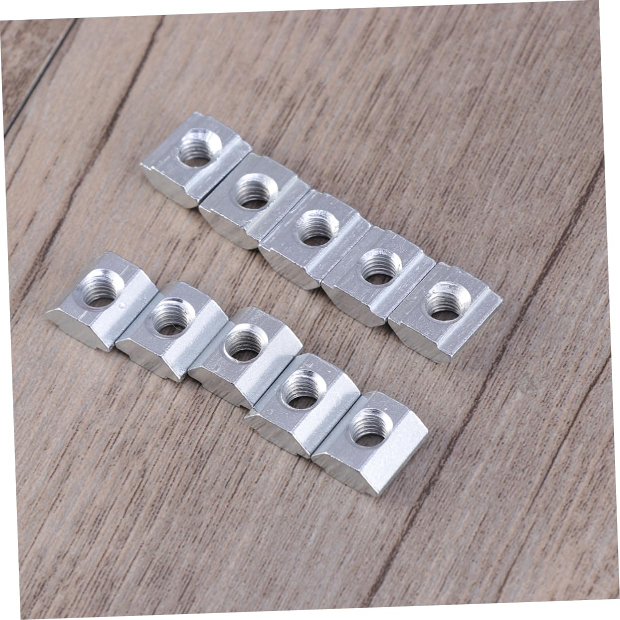 T-Type Slider Nuts Set 100pcs European Standard Square Shape Carbon Steel Ideal for Snowboarding