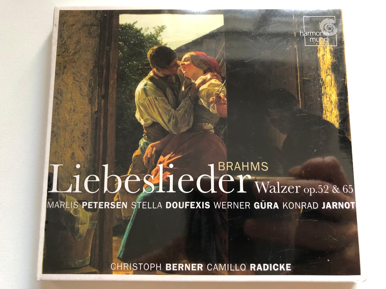 BRAHMS. Liebeslieder Walzer. Petersen/Doufexis/Gura/Jarnot [Audio CD] Marlis Petersen (soprano), Stella Doufexis (mezzo-soprano), Werner Güra (tenor), Konrad Jarnot (baritone), Christoph Berner (piano), Camillo Radicke (piano)