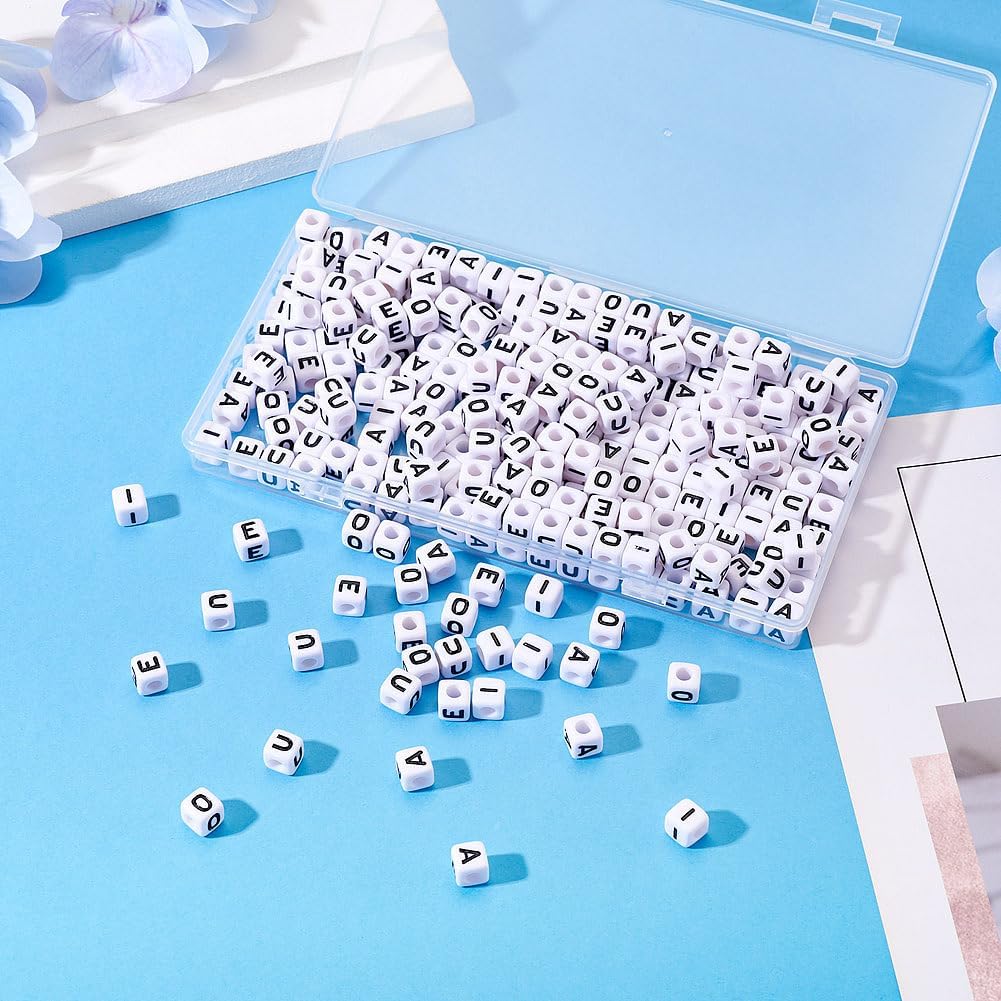 FASHEWELRY 300Pcs Large Hole Acrylic Vowel Letter Beads Cube 8mm Square Alphabet Beads Loose Spacer Bead for Friendship Bracelets Necklaces Earrings Keychain DIY Crafts Jewelry Making White - Image 6