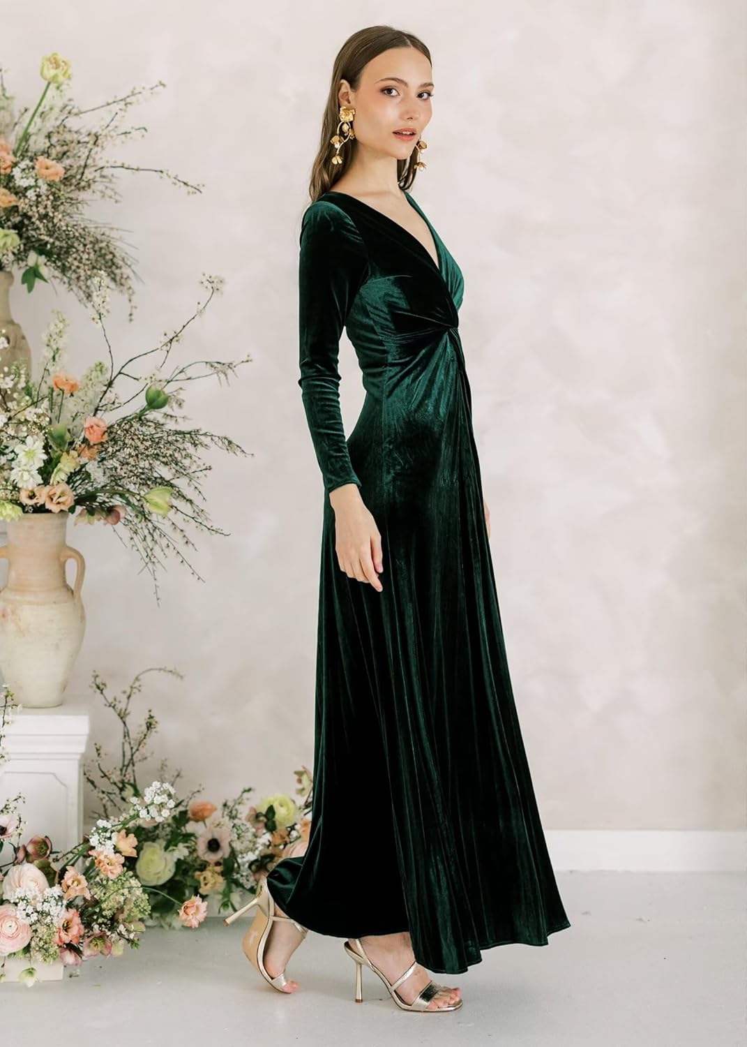 Velvet Long Sleeve Wedding Guest Dresses Empire Waist V Neck Bridesmaid Formal Gowns