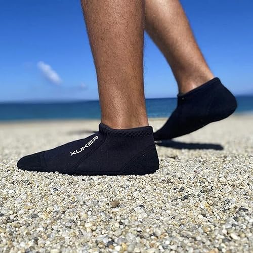 Miniatura 10 de XUKER Calcetines de agua de neopreno de 0.118 in, calcetines de voleibol de playa a prueba de arena, zapatos de agua, botas de buceo para deportes