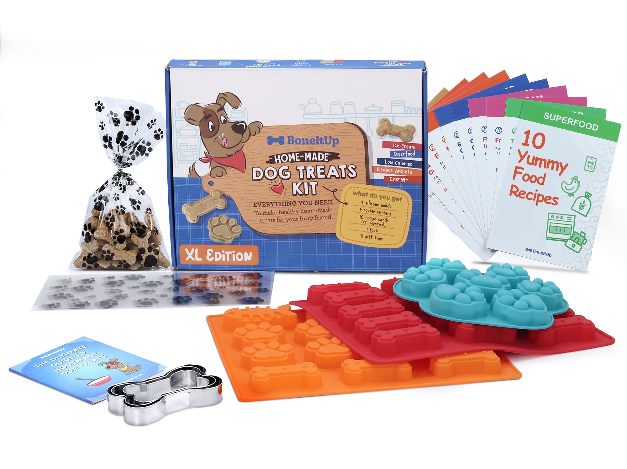 BoneItUp Kit de friandises pour chien fait maison – Kit de cuisson de friandises pour chien à faire soi-même avec moules, emporte-pièces, recettes et sacs cadeaux – Friandises de dressage biologiques
