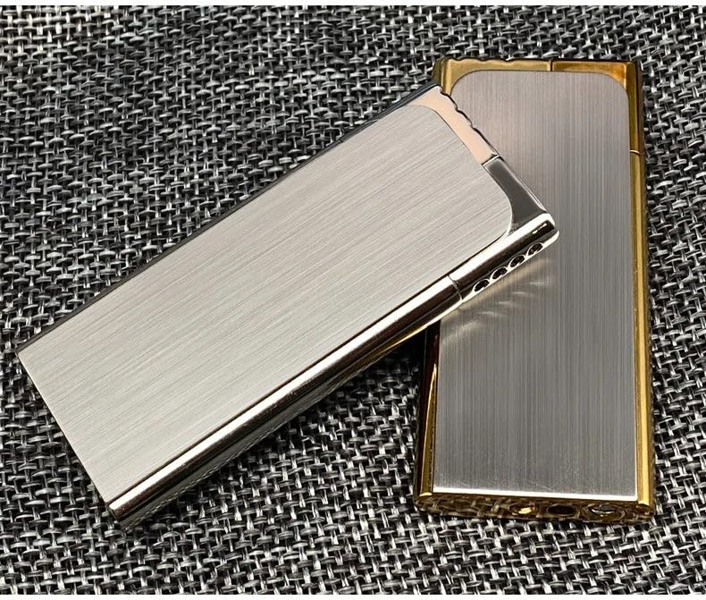 Encendedor recargable ZORRO modelo Gold con caja miniatura 5