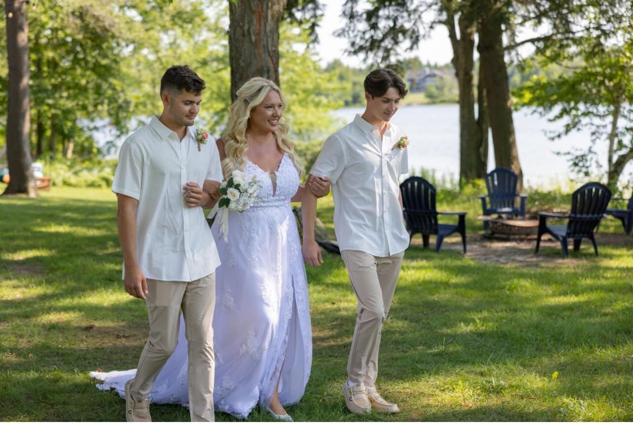 Lace Wedding Dress Spaghetti Straps Bridal Dresses A Line Wedding Party Gown with Slit