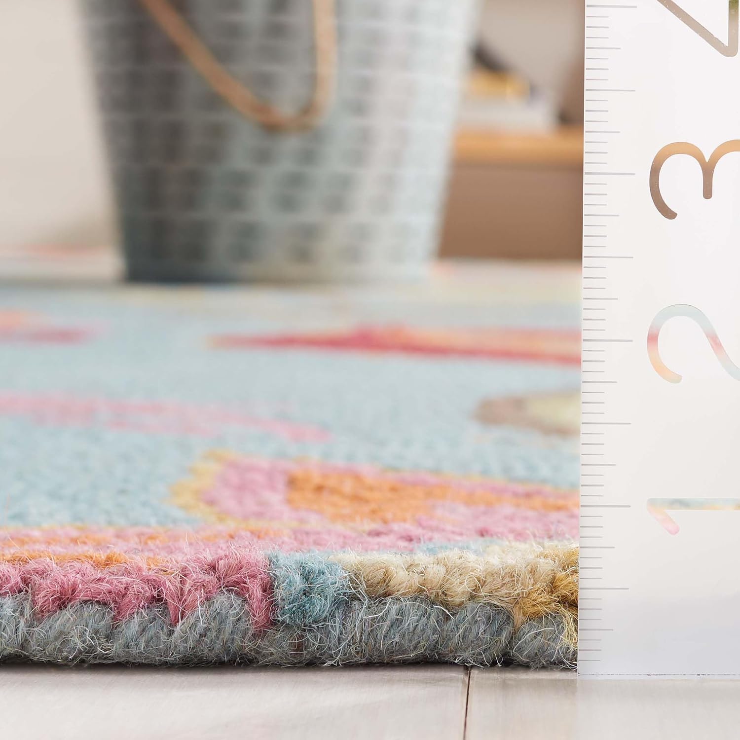 SAFAVIEH Blossom Collection X-Large Area Rug - 11' x 15', Blue & Multi, Handmade Wool, Ideal for High Traffic Areas in Living Room, Bedroom (BLM675A)