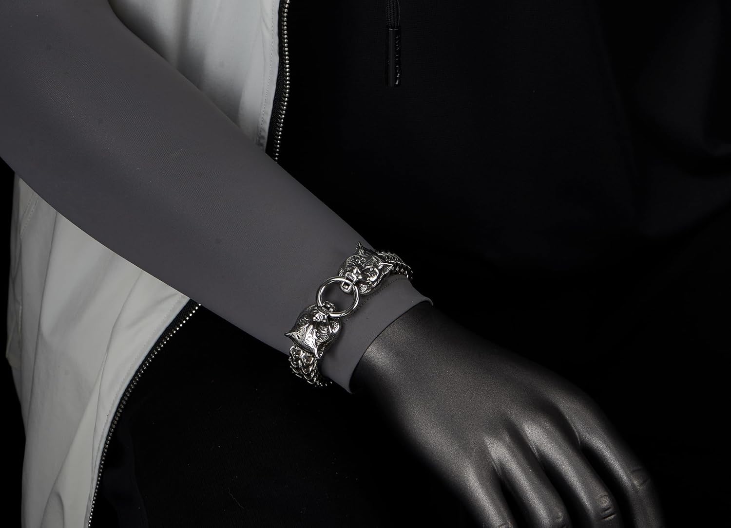 COOLSTEELANDBEYOND Mens Vintage Steel Tiger Head Bracelet, Square Franco Link Curb Chain Bracelet, Spring Ring Clasp - Image 2