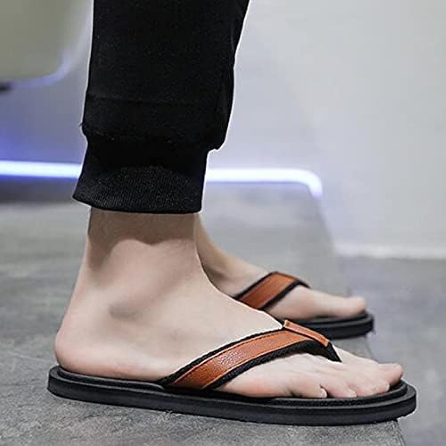 アウトドアサンダル ビーチサンダル メンズ 男性 ビーサン ぺたんこ 軽量 通気性 滑り止め トングサンダル ベルトサンダル コン ビーチサンダル  メンズ サンダル スリッパ 滑り止め 履きやすい 痛くない 歩きやすい 幅広 海 川 釣り BBQ アウトドア 旅の通販はau PAY ... トングサンダル メンズ ビーサン 歩きやすい ノンスリップ ビーチサンダル 男性 痛くない 大きいサイズ カジュアル 速乾 水陸両用