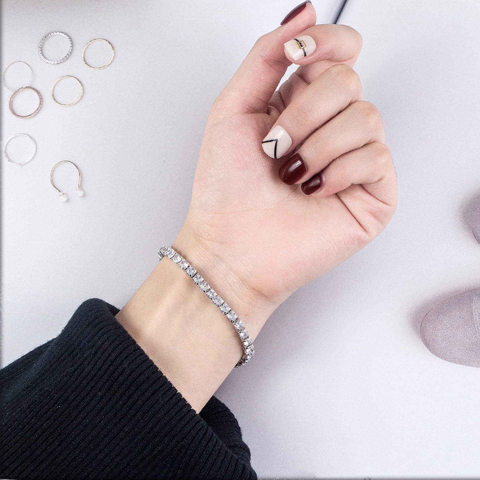 Braccialetto Donna Minimalist Square Chain Bracelet per Le Donne, Elegante E alla Moda Accessorio-Bianco