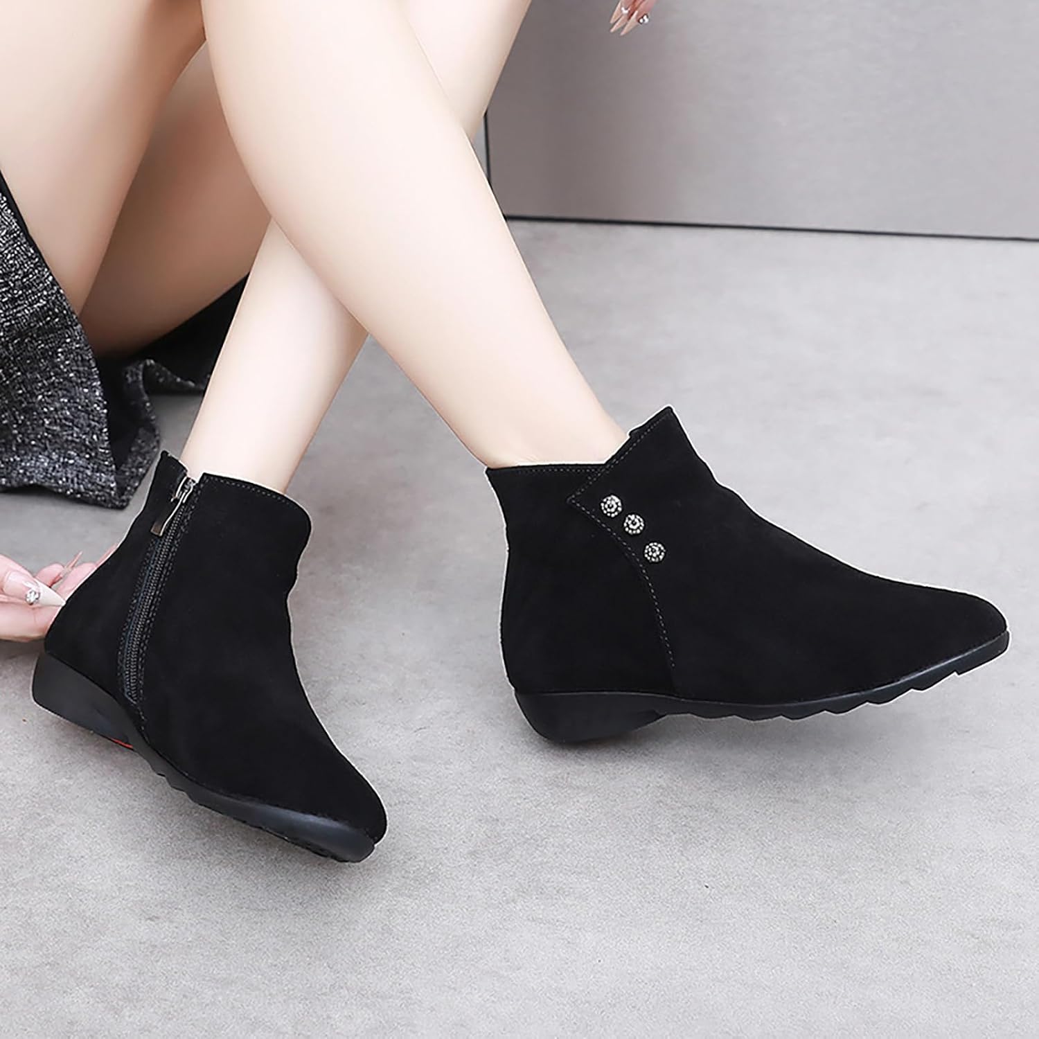 Women'S Suede Flat Ankle Boots Fashion Round Toe Side Zipper Soft Bottom Non-Slip Booties For Office Work Low Heel Boots