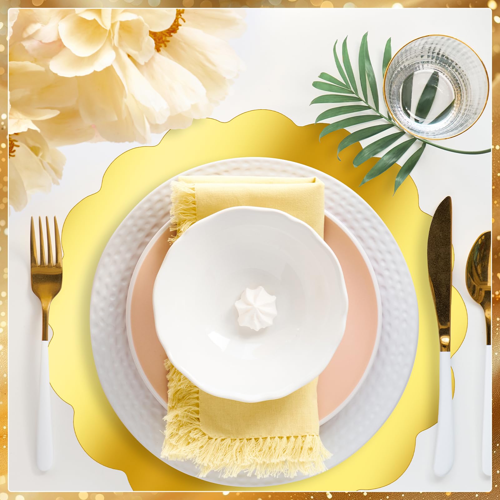 150 manteles individuales de papel dorado festoneado para platos de cena, manteles individuales desechables redondos de 13.5 pulgadas, a granel para Navidad, boda, fiesta de cumpleaños