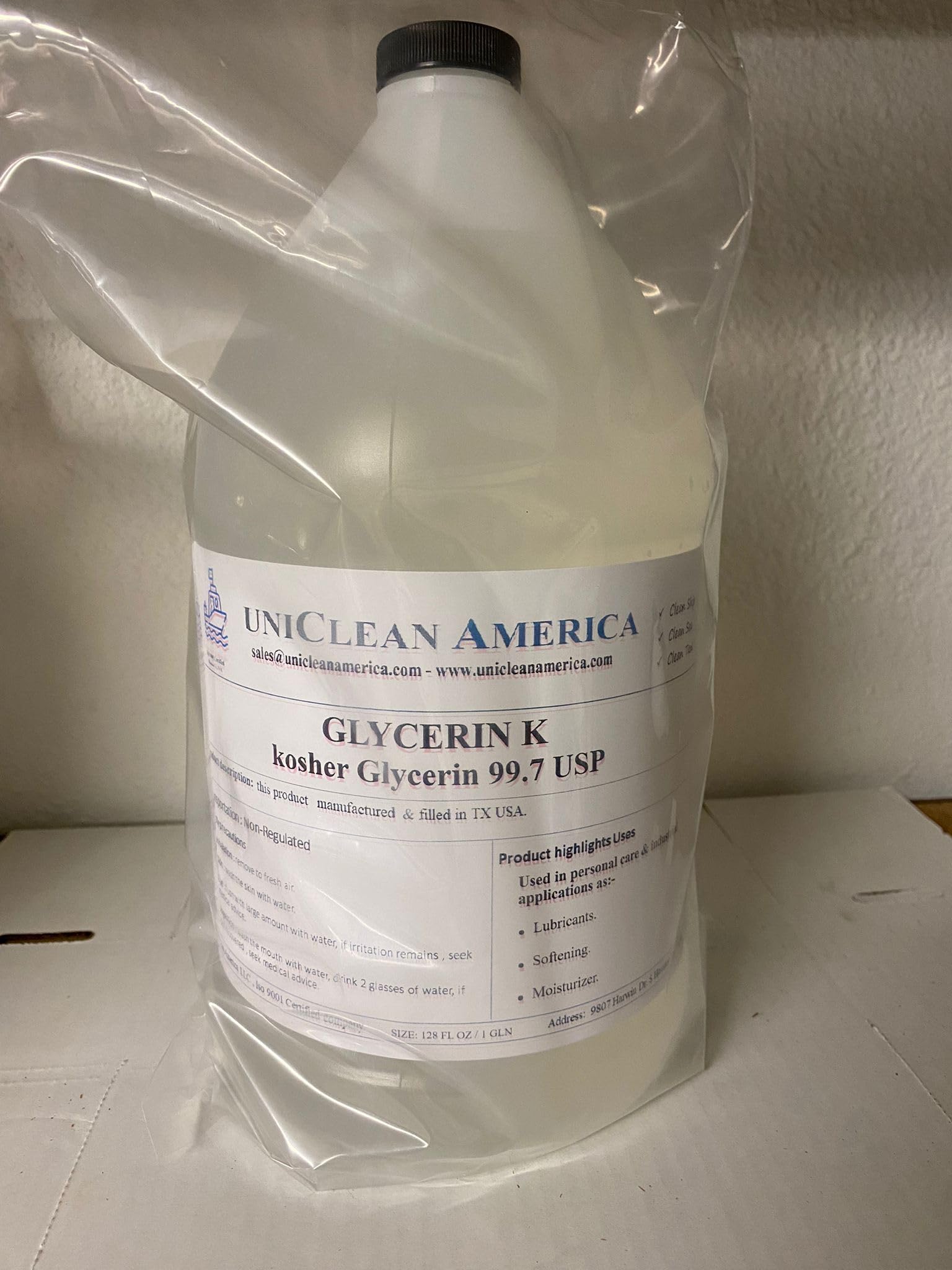 Glycerine/Glycerol - Glycerin high Purity 99% - UniClean America - Made in USA - Size: 64 fl oz
