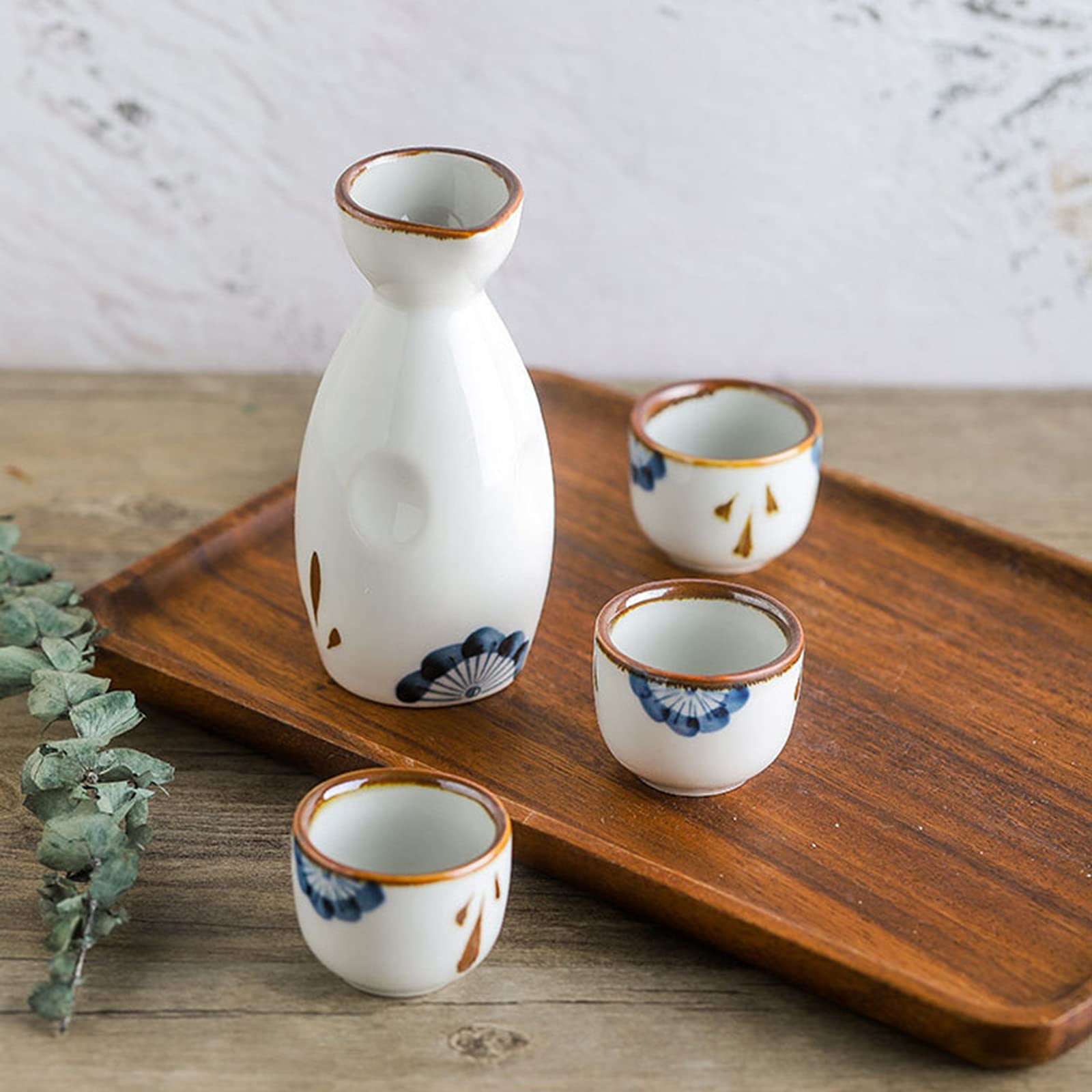 Ensemble de saké, Ensemble de Tasses à saké Japonais Traditionnel, Peint à la Main, Tasses en céramique, Verres à vin Faits à la Main, Ensemble de 4