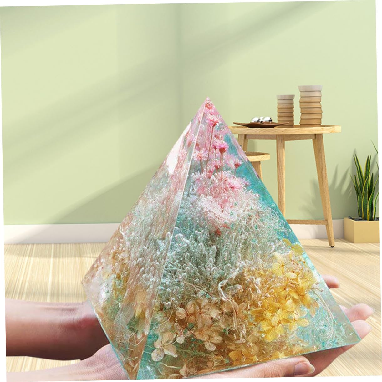Selbstgemacht Silikonform Pyramide für Tischdekoration und Gießprojekte