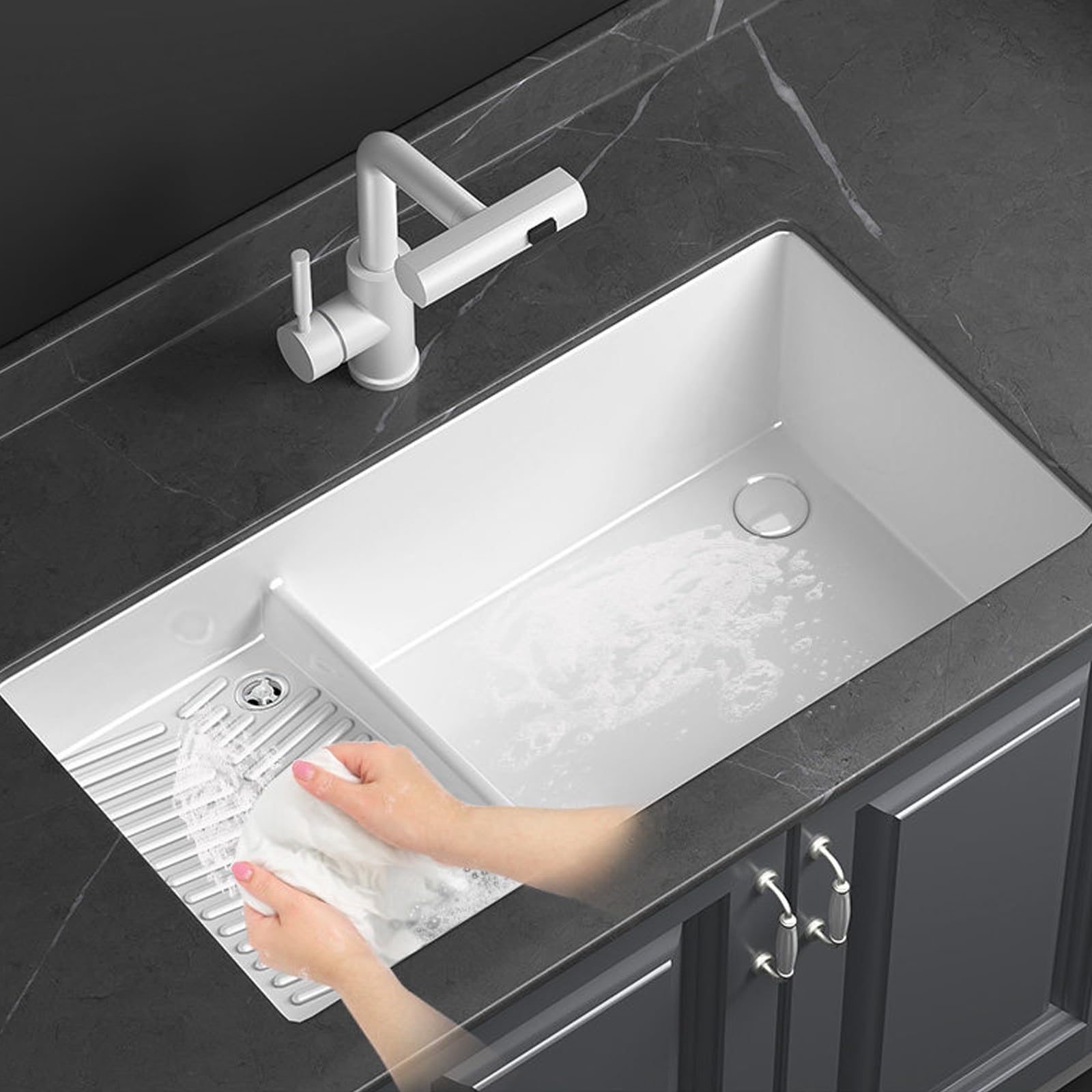 Fregadero de Lavandería Blanco con Tabla de Lavar Integrada, Un Solo Seno con Grifo Extraíble y Kit de Desagüe Completo, Lavabo Sobre Encimera para Cocina y Lavadero(73.5x42x19cm/29x16.5x7.5in)
