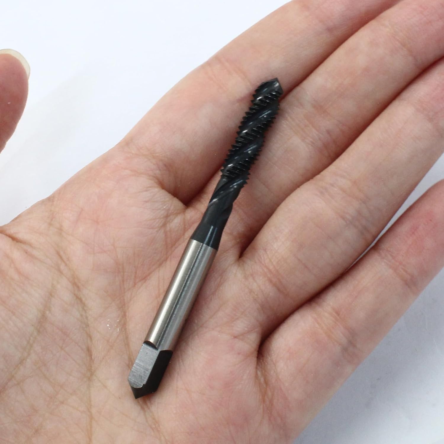 Hordion 2pcs M6 x 1.0 Spiral Point Thread Tap H2 Tolerance, High Speed Steel Metric Screw Tap Tapping Bit for Thread Repair