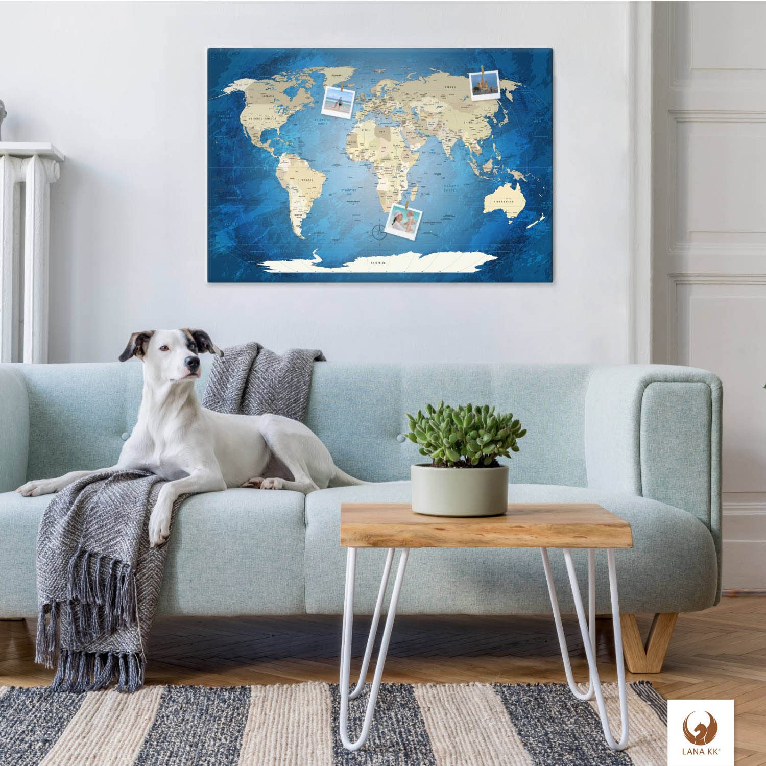 Stilvolle Pinnwand Weltkarte - Blue Ocean - Deutsch in 120 x 80 cm, stabile Rückwand zum Pinnen inkl. Starterkit - Leinwand-Kunstdruck Wandbild Landkarte XXL