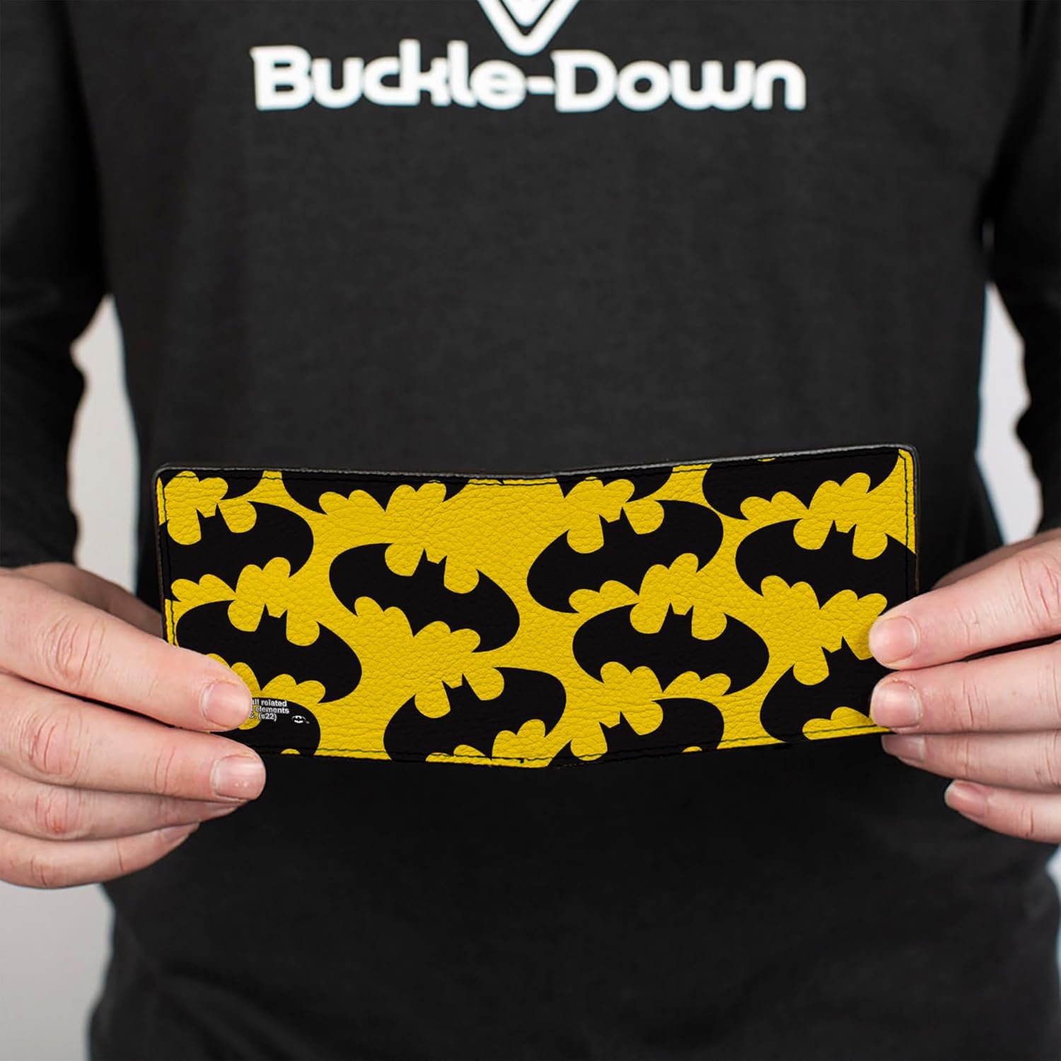 Buckle-Down DC Comics Wallet, Bifold, Batman Bat Signal Scattered Yellow Black, Vegan Leather - Image 4