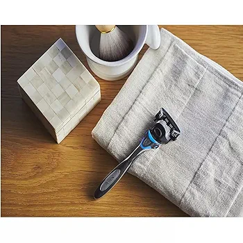 Schickハイドロ５シリーズ　替刃 Amazon.co.jp: Schick(シック) ハイドロ5ケア 替刃(4コ入) 髭