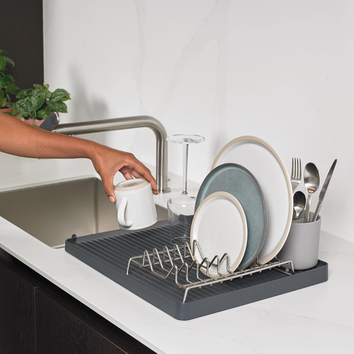 ReBorn - Recycled Dish Draining Rack - Kitchen Sinkside Drainer - Holds up to 10 Plates - Removable Cutlery Basket - Stainless Steel Rack - Made in Britain (Dark Grey, Large)