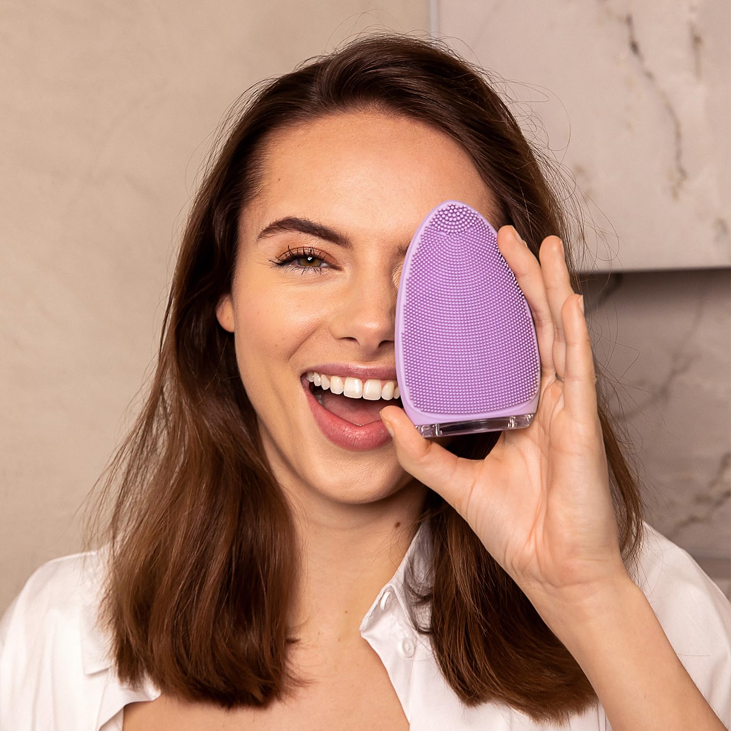 Silk'n Brosse nettoyante visage Bright Massage raffermissant Soins ultra-hygiéniques élimine impuretés résidus maquillage Lilas