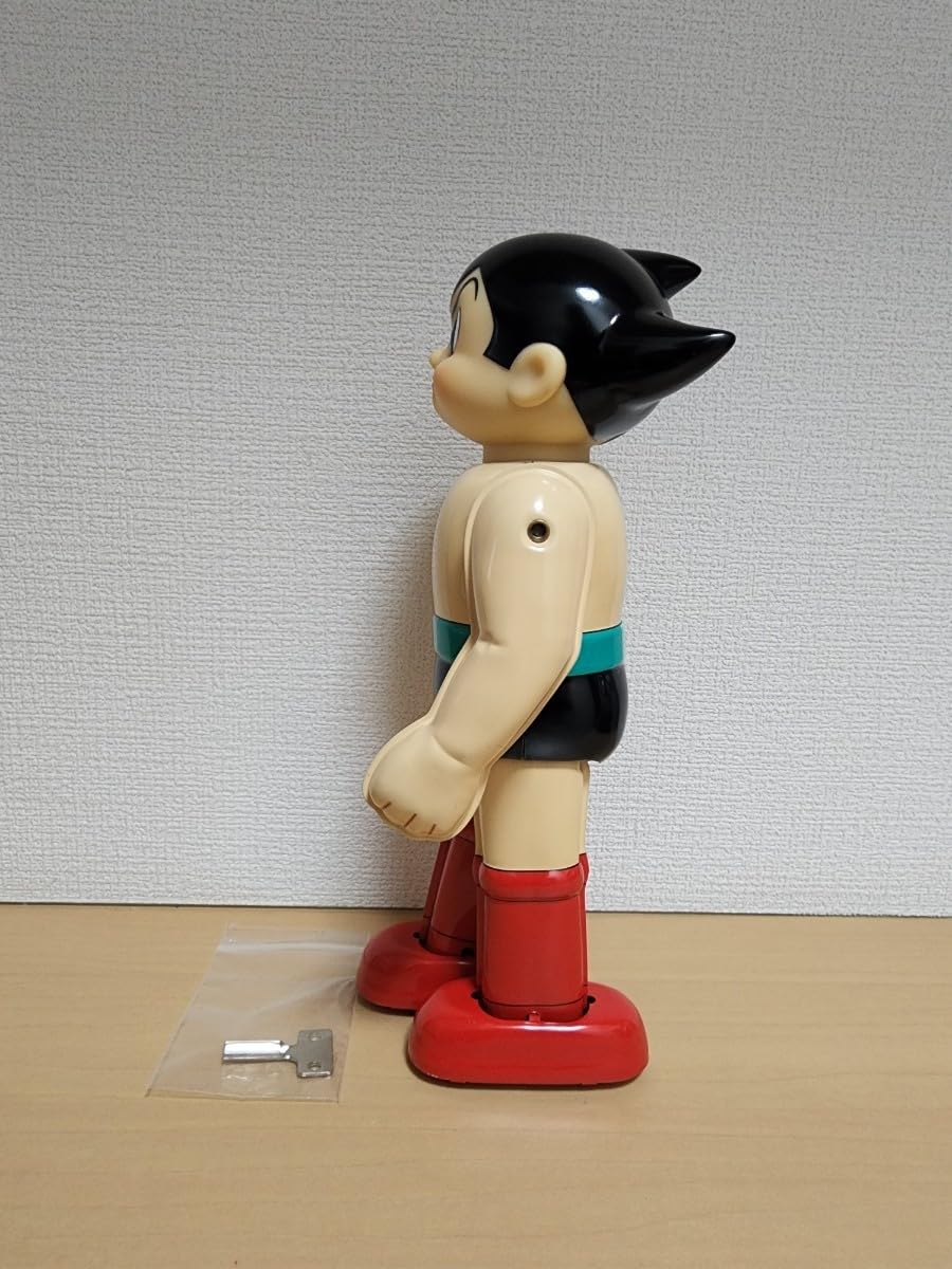 鉄腕アトム ゴミ箱　ブリキ缶 レトロ 手塚治虫 Amazon.co.jp: 鉄腕アトム ゴミ箱 ブリキ缶 レトロ 手塚治虫