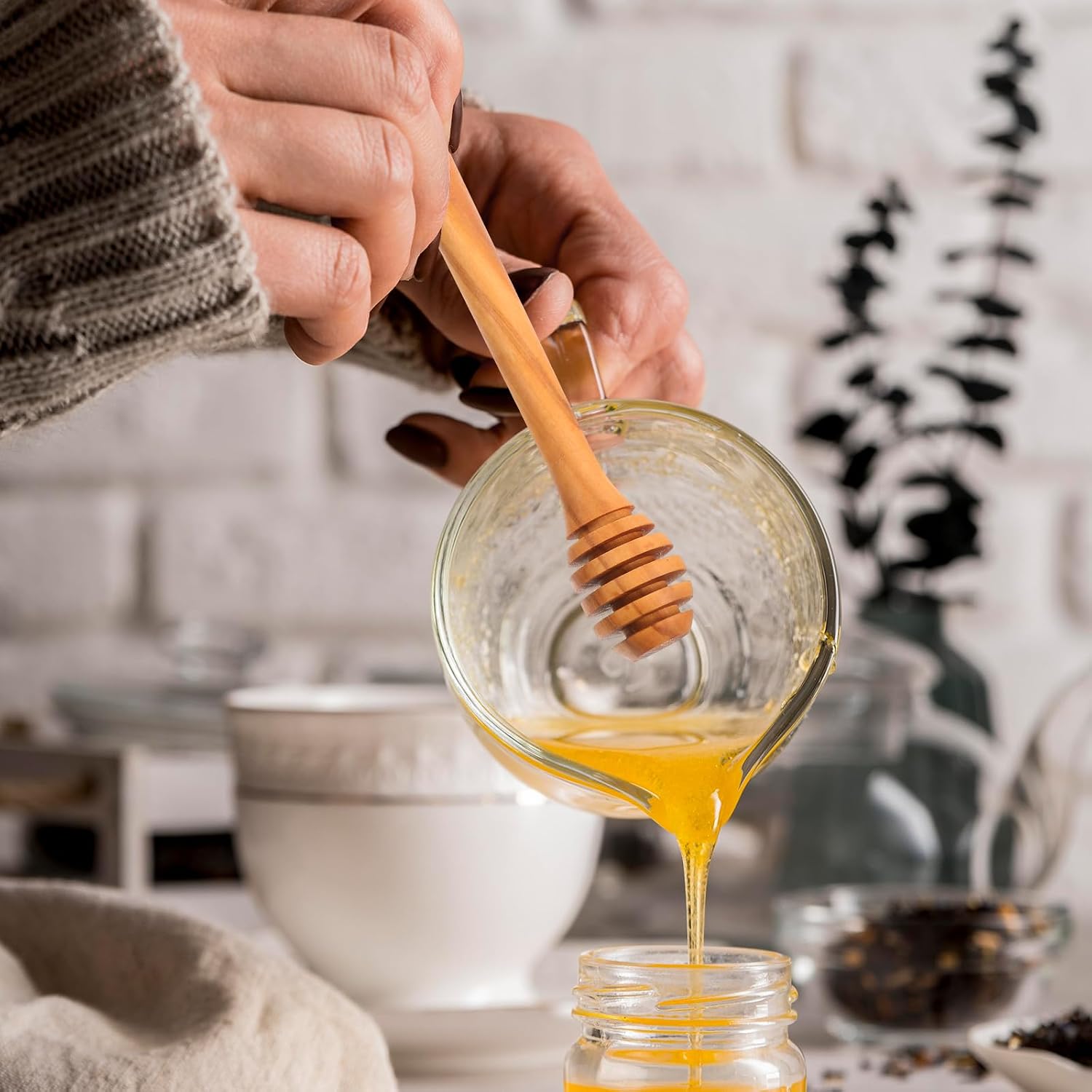 Alipis Olive Wood Honey Dipper Stick 8.85 inch Honey Stirring Rod for Jar Drizzling and Serving or Syrup in Kitchen Coffee Tea Cafe Hotel Dinner Party image 2