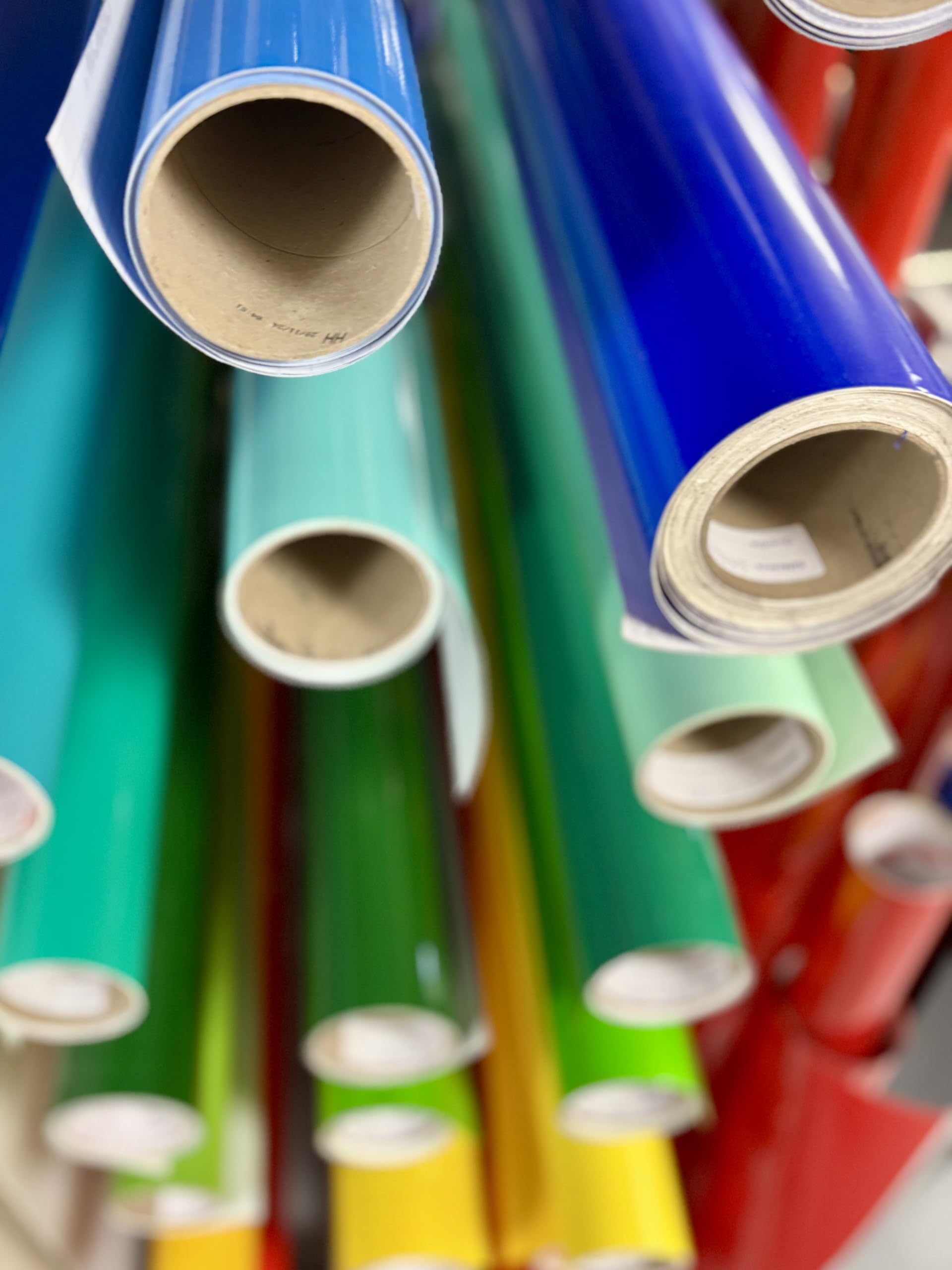 Sticker Prénom ou texte Personnalisé – Autocollant Mural, Chambre, Voiture, Vitrine, Meuble – 24 Couleurs pro – Décor Facile à Poser – Fabrication Française