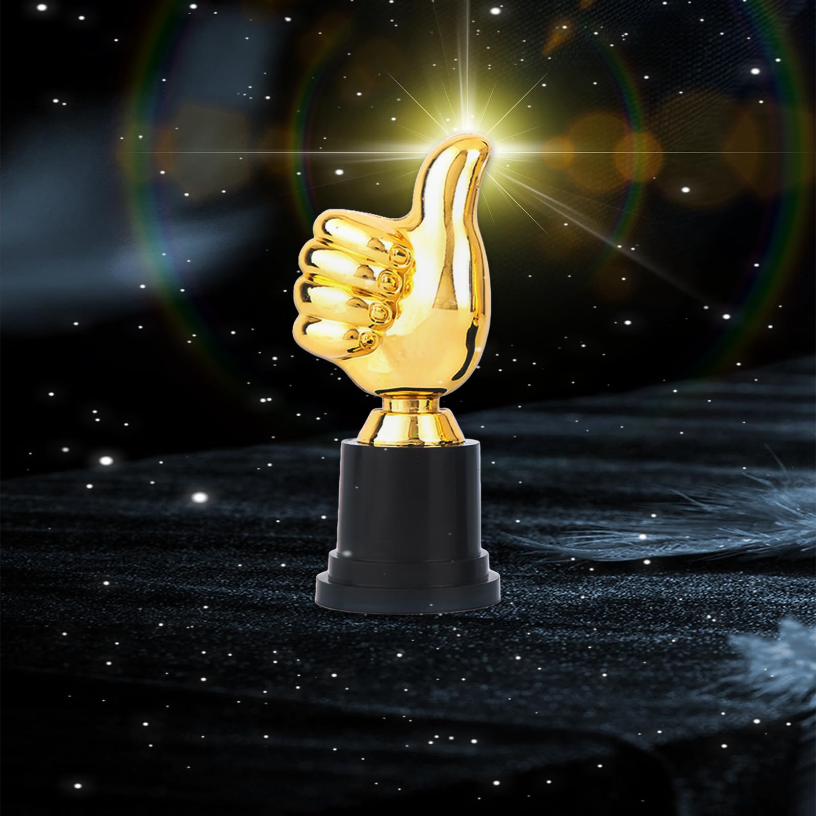 4 Piezas de Oro Trofeo de Plastico, Mini Trofeo de Pulgar, se Pueden Usar como Decoración de Habitaciones o Recuerdos de Fiestas