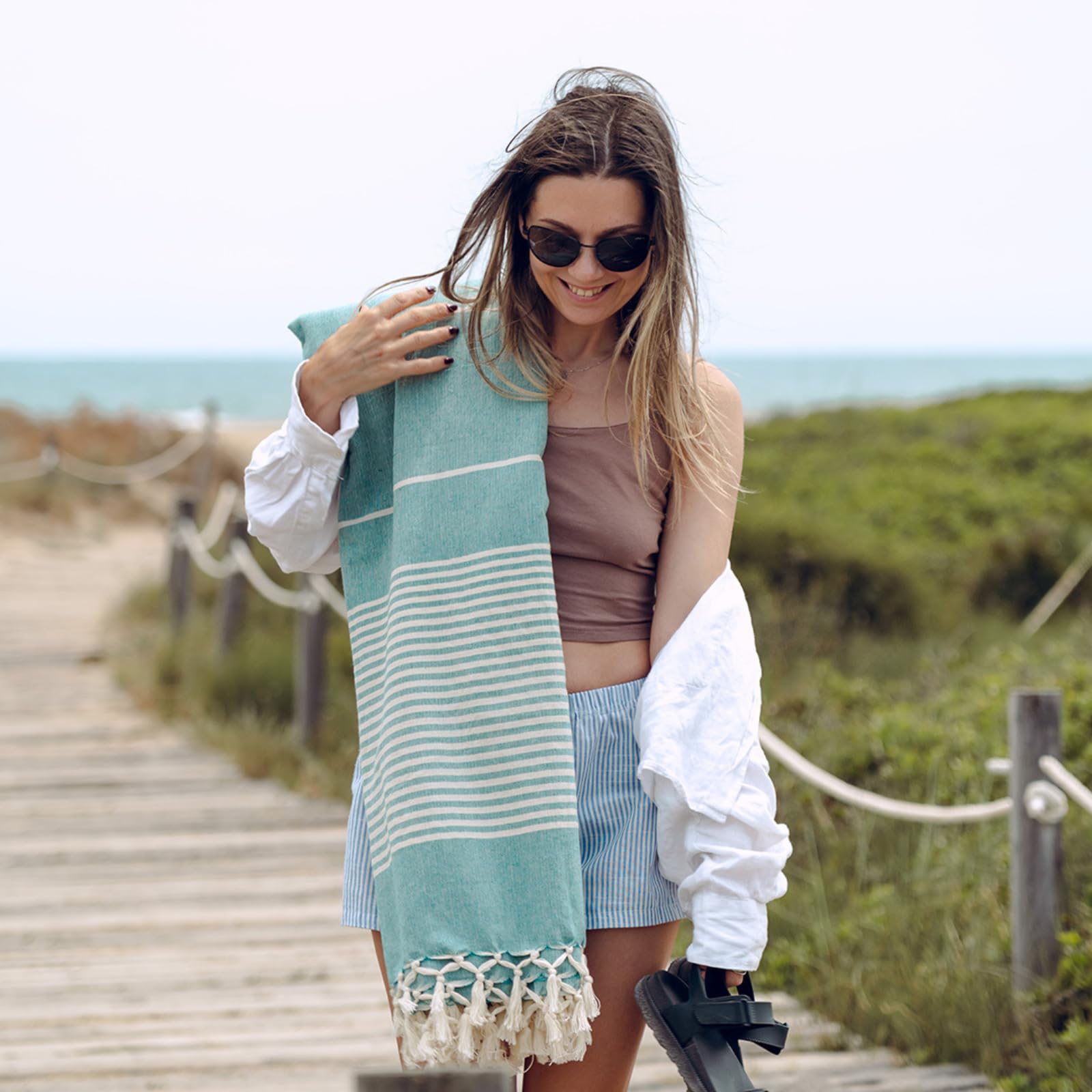 MOMOMUS Fouta de Plage XXL Anti-Sable 100% Coton Grande Serviette 210x240 cm Vert de Mer