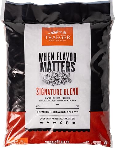 Traeger Grills Signature Blend 100% All-Natural Wood Pell...