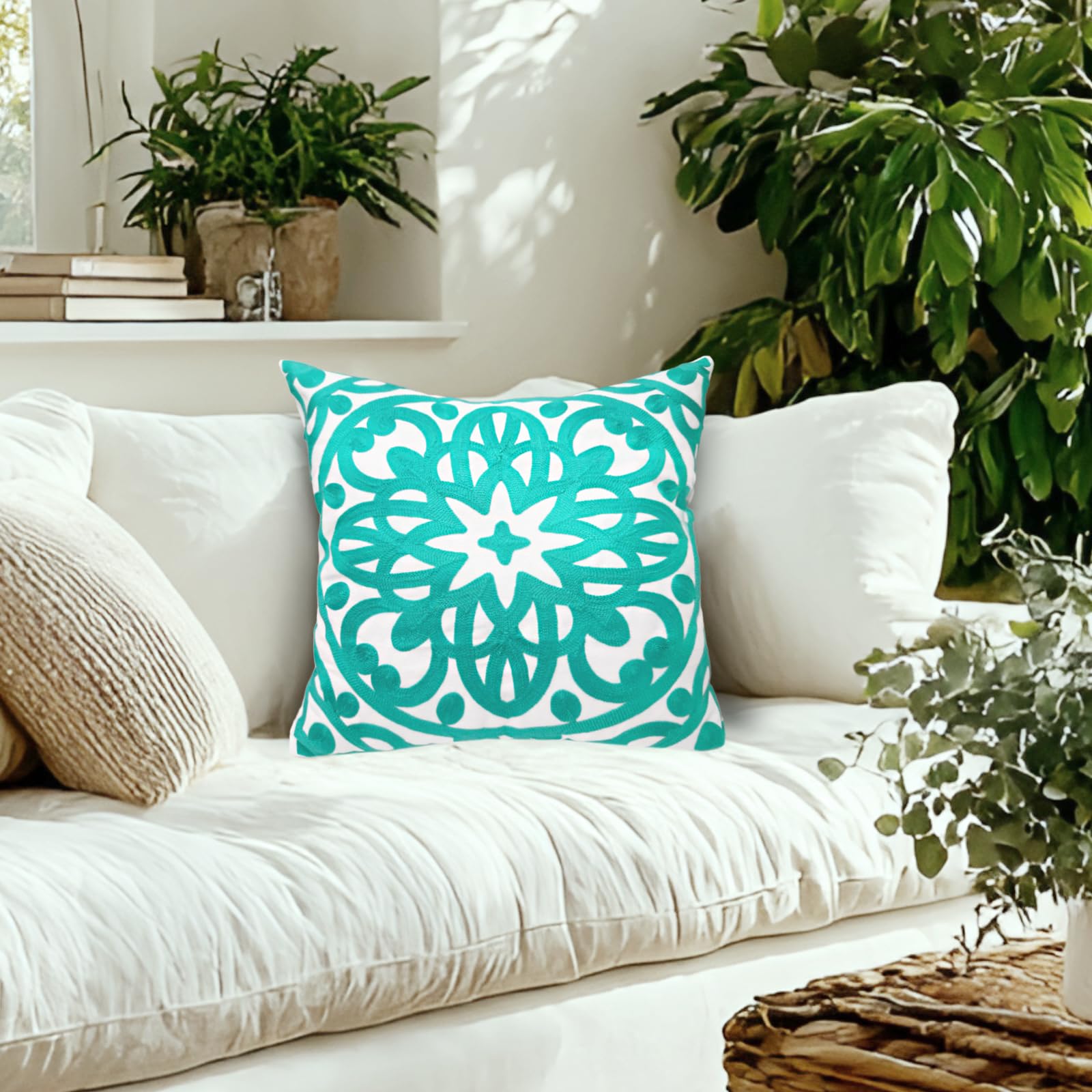 Alysheer Funda de almohada decorativa bordada 45,7 x 45,7 cm, moderna y clásica, con patrón de mandala turquesa, diseño de bordado, algodón, funda de cojín verde agua para sofá, sofá cama, dormitorio