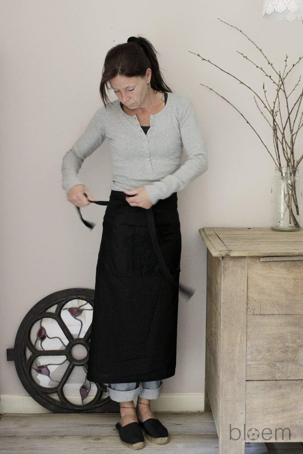 Linen half-apron Grand Café in Black, Eco friendly linen