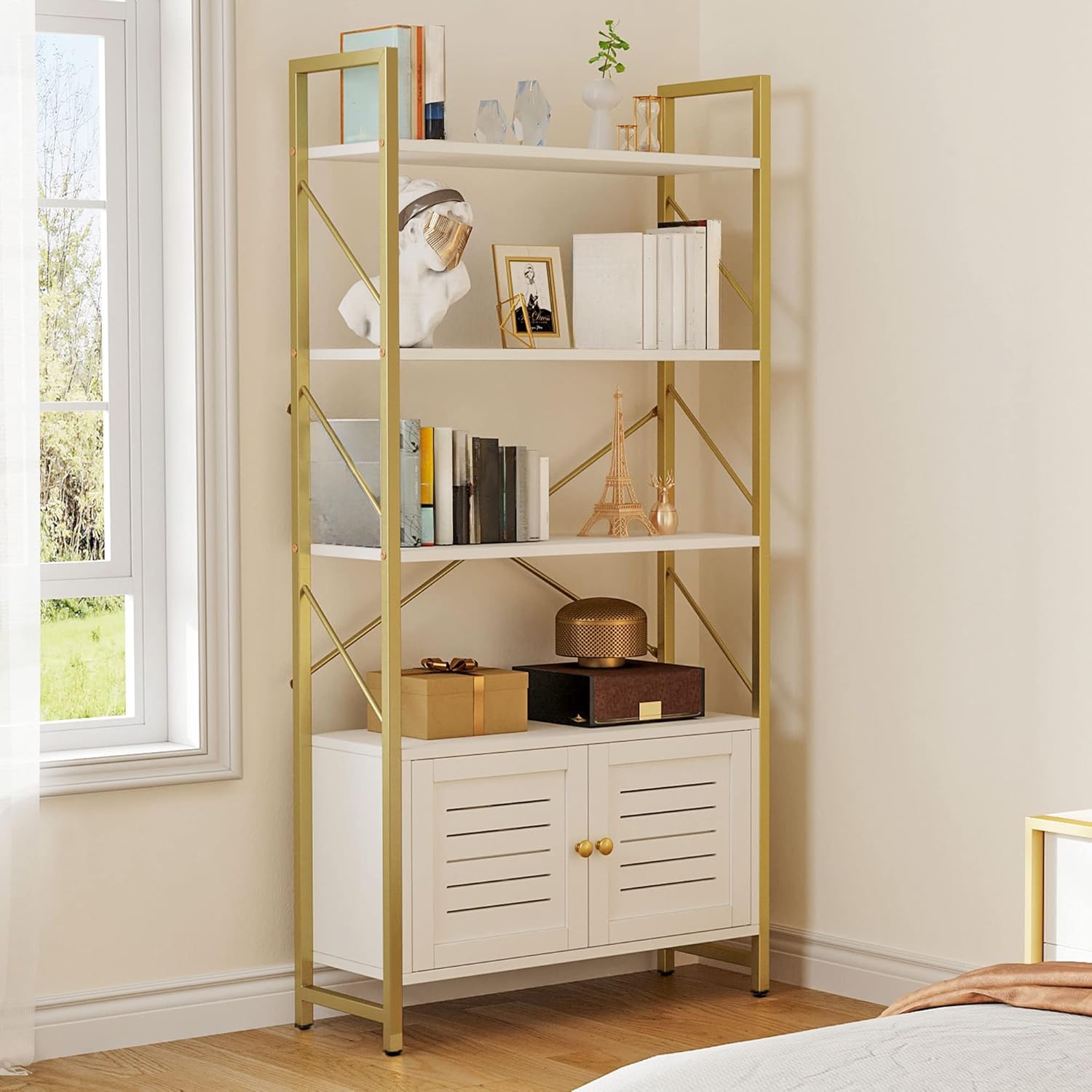 YITAHOME Estantería con Armario de Almacenamiento, Estante de 5 Niveles con Puertas para Dormitorio, Sala de Estar, Oficina, Blanco y Dorado