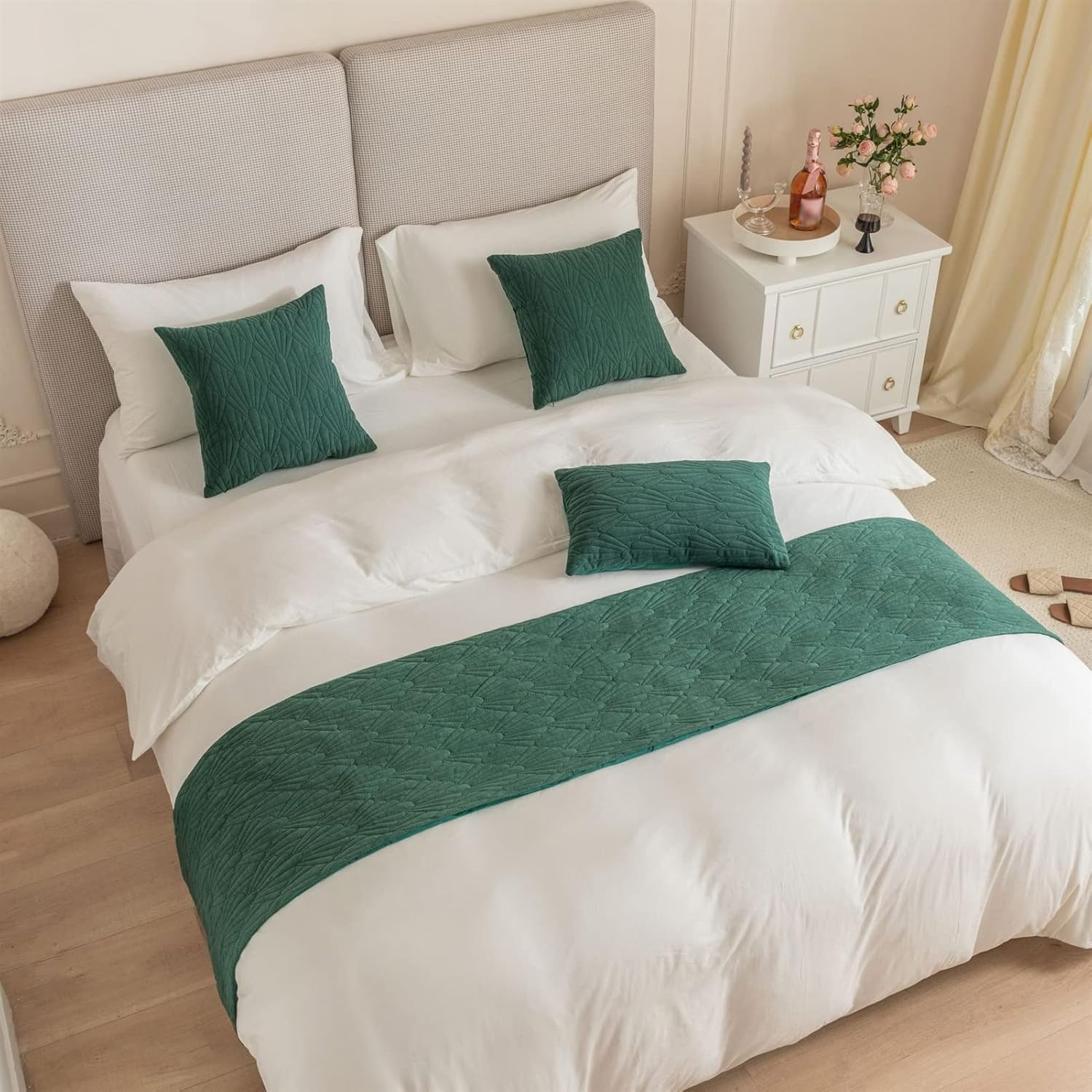 Bed Runner Solid Quilted Fleece Breathable Modern Bedding Scarf Protection for Bedroom Hotel King Orange