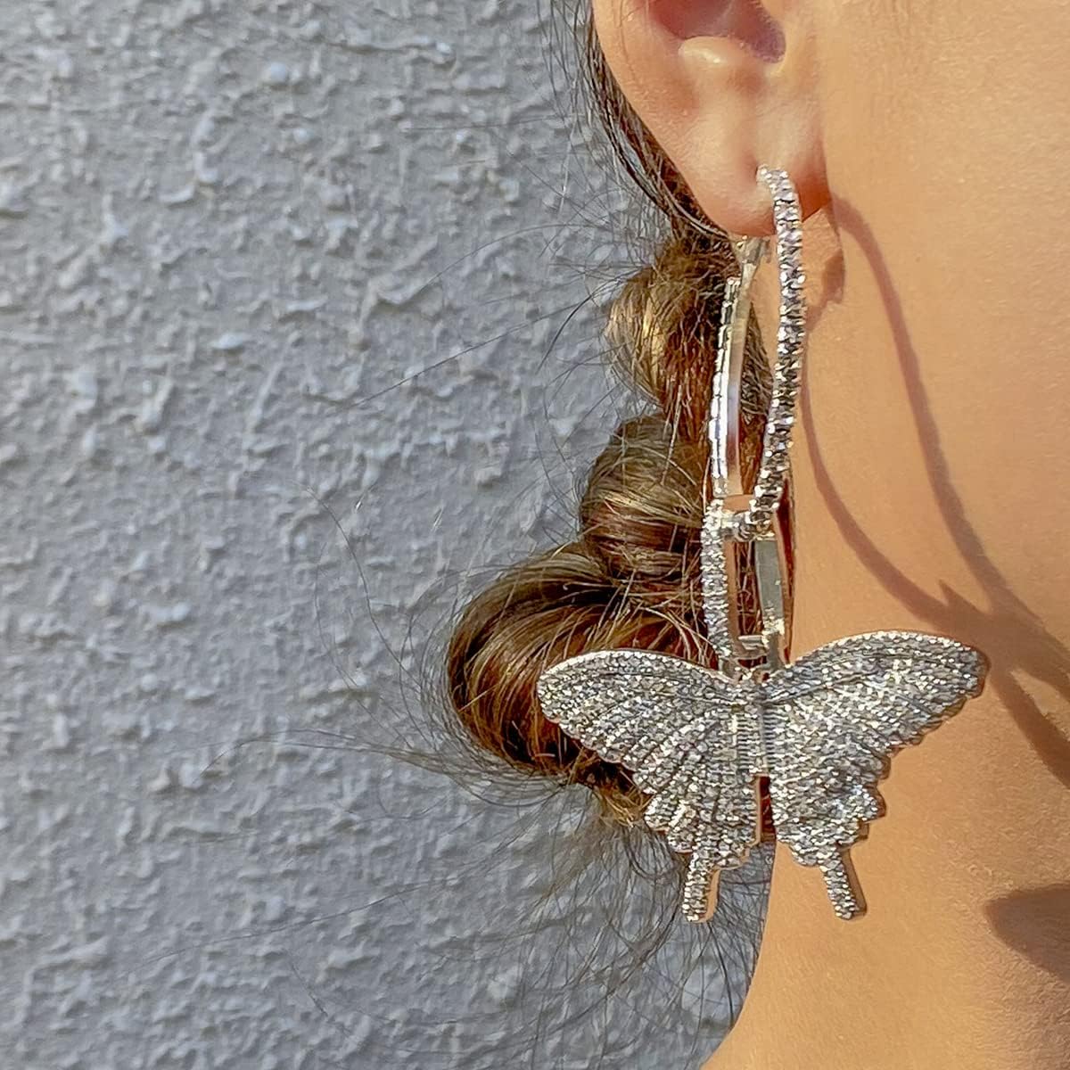 Wiwpar Large Butterfly Hoop Dangle Earrings Sparkly Rhinestone Butterfly Earrings Fashion Round Circle Open Hoop Dangle Earrings for Women Girls - Image 3