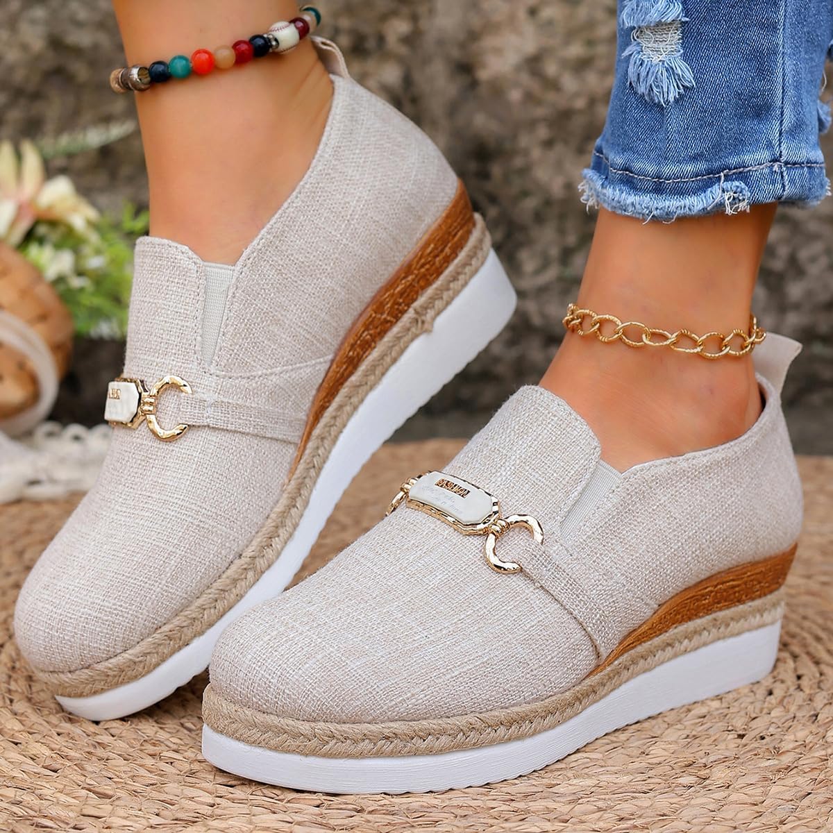Women's Large-Size Platform Casual Shoes - Comfortable and Simple, Suitable for Outdoor use.