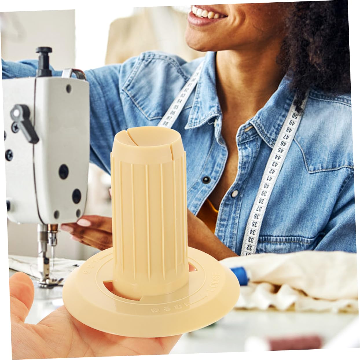 HOMSFOU Wool Yarn Knitting Supplies Yarn Ball Winder Bobbin DIY Winder Machine Knitter's Tool