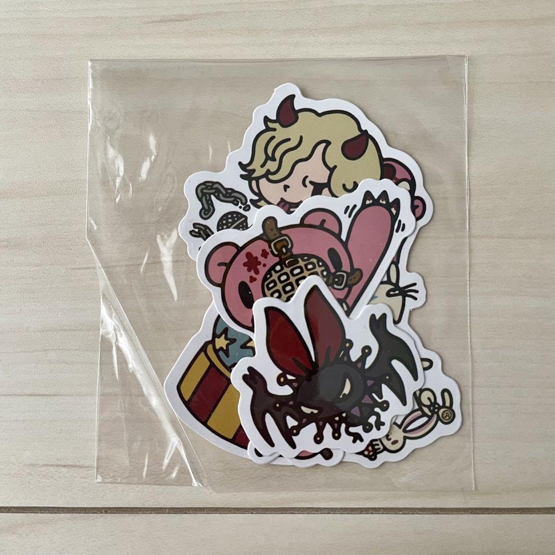 Amazon.co.jp: HYDE gloomy ステッカー : おもちゃ