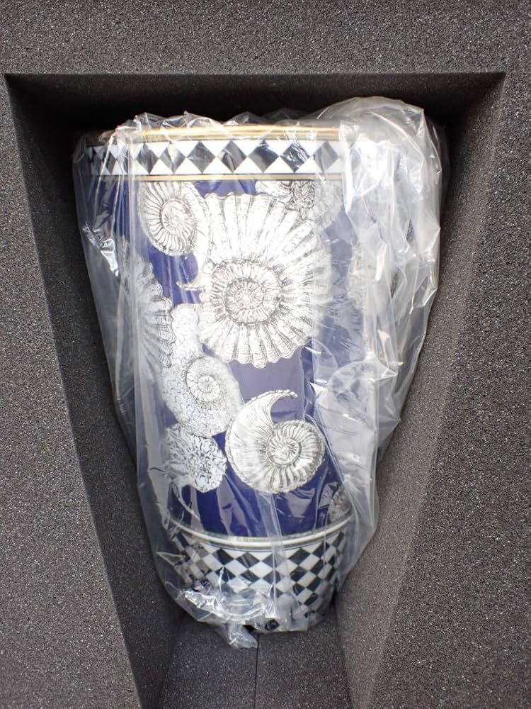 リチャードジノリ ジノリ窯 TOTEM トーテム 1735 フラワーベース　a Amazon.co.jp: 品 リチャードジノリ GINORI ジノリ窯 TOTEM トーテム