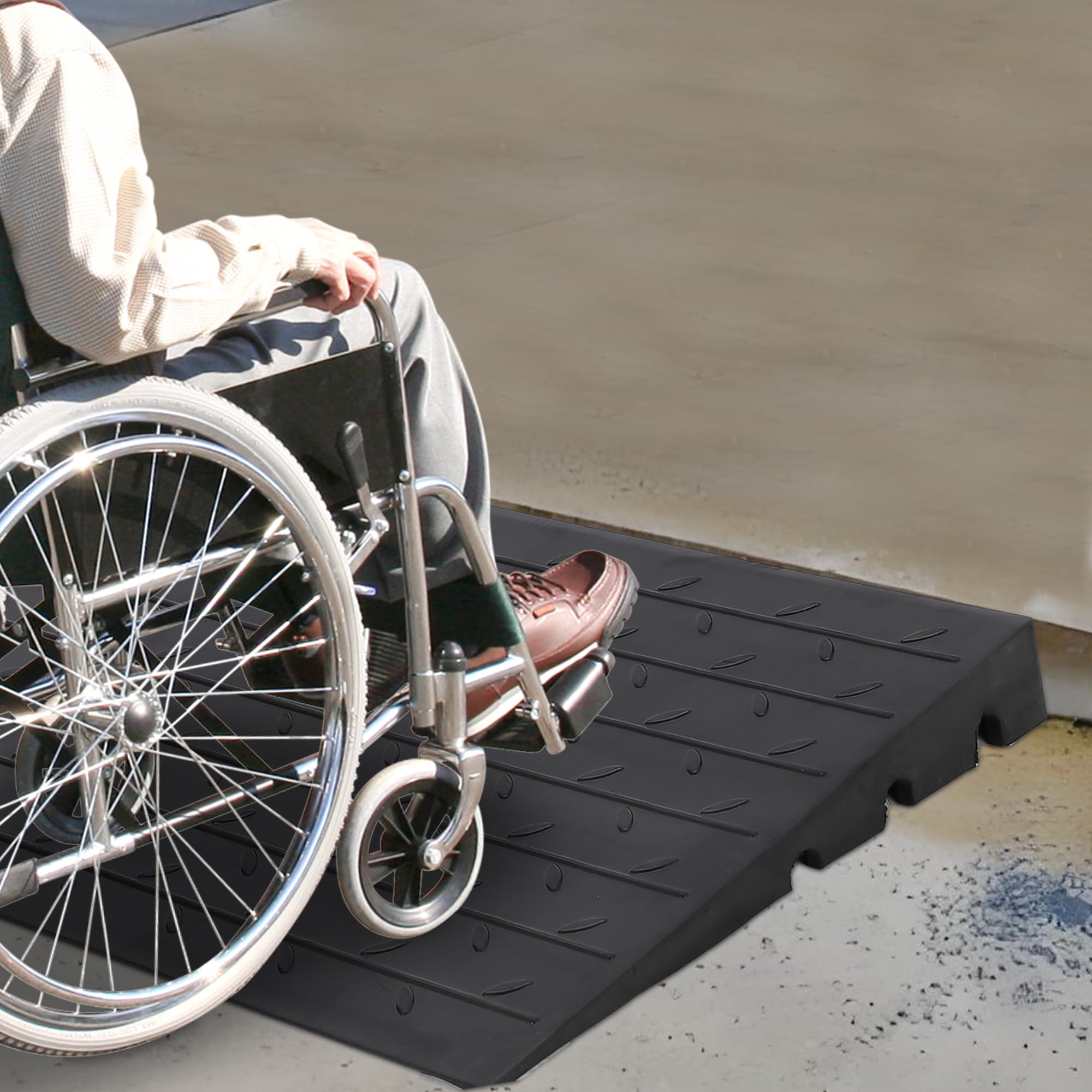 Garvee Rampe de Seuil Hauteur 6-10 cm, Rampe Découpable en Caoutchouc Charge11 t, Antidérapante, Accès Fauteuil Roulant, Cache-câble à 3 Canaux pour Fauteuil Roulant, Poussette, Scooter