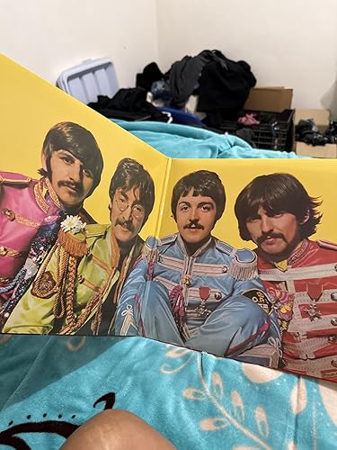 Amazon.co.jp: サージェント・ペパーズ・ロンリー・ハーツ・クラブ