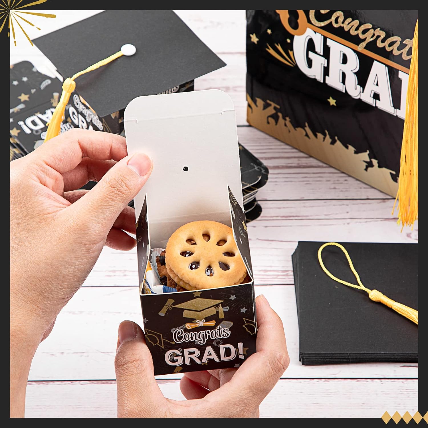 Pajean 30 Pcs Graduation Party Favor Boxes 2026, Black