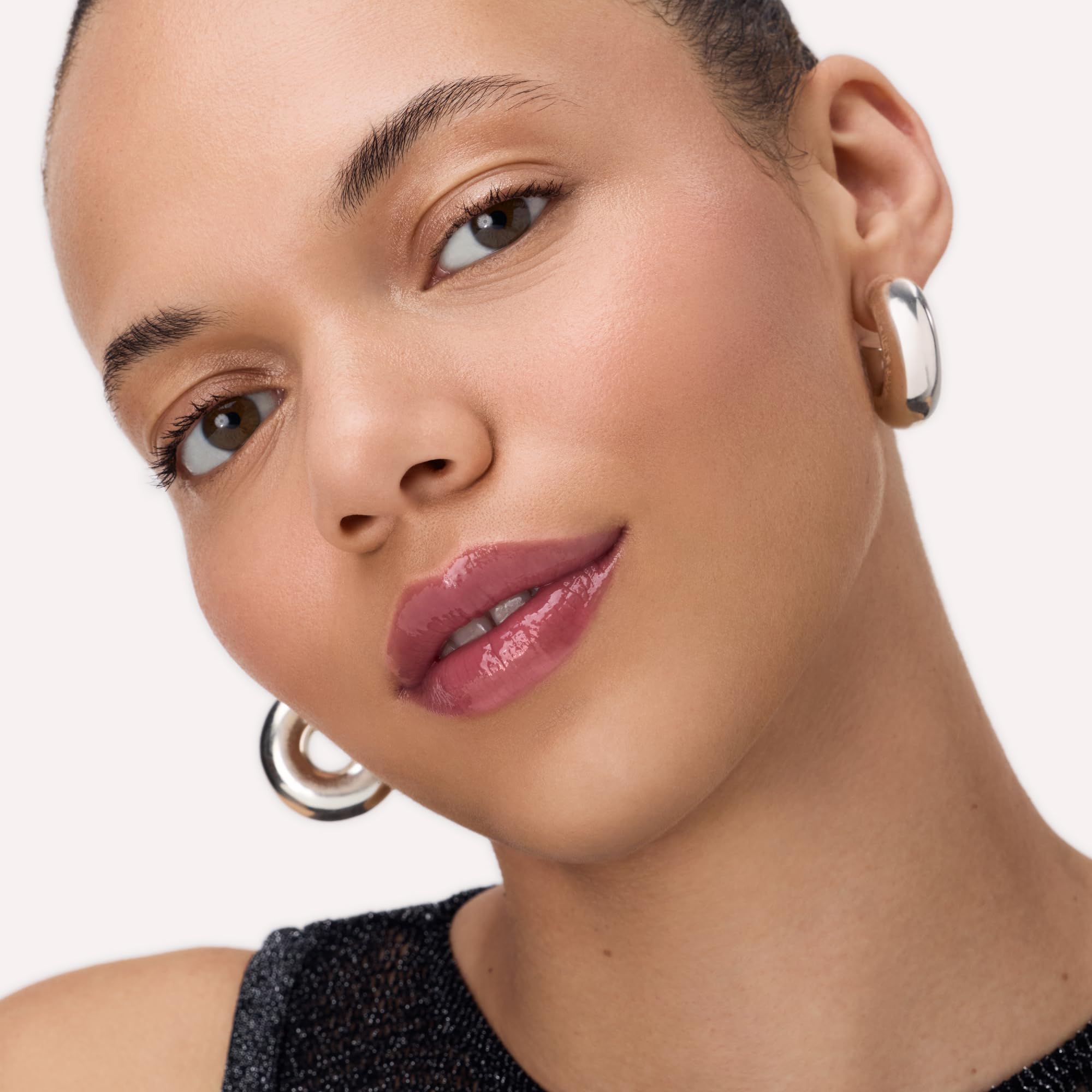 Catrice Lśniący balsam do ust Peptide Bliss Glosyy Lip Balm, nawilżanie, opieka, błyszczący, zroszony (10ml)