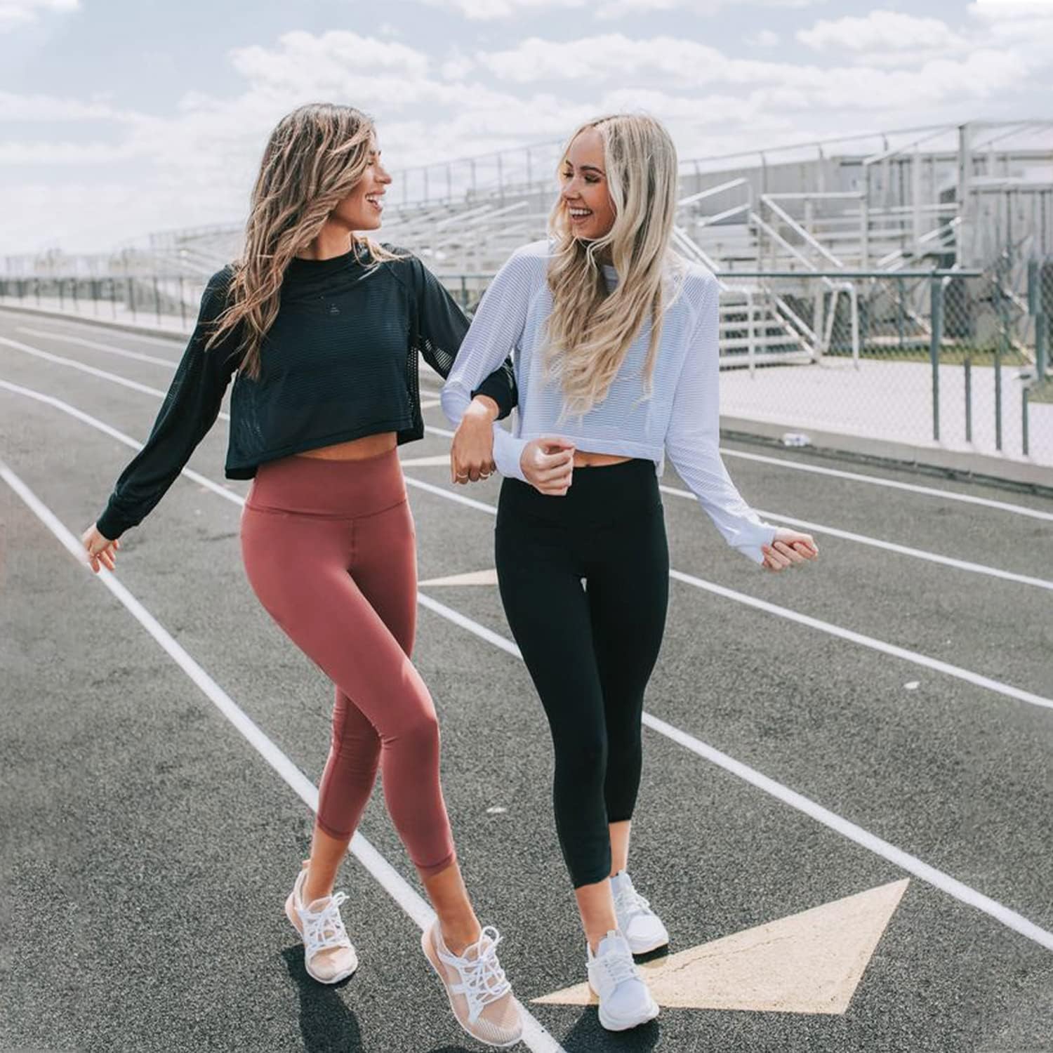 we fleece Capri Leggings for Women 3 Pack Capri Pants Yoga Pants Non See Through-High Waisted Capris Running Yoga Leggings
