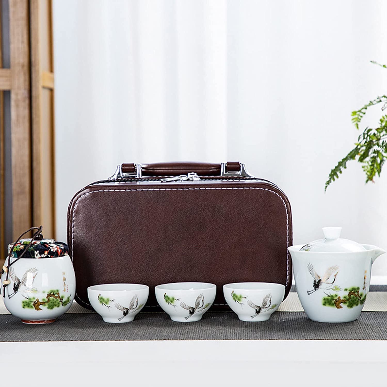 Set da tè da viaggio cinese Kung Fu Teiera portatile in ceramica Set da tè in porcellana Gaiwan Tazze da tè per cerimonia del tè Servizio da tè con borsa da viaggio